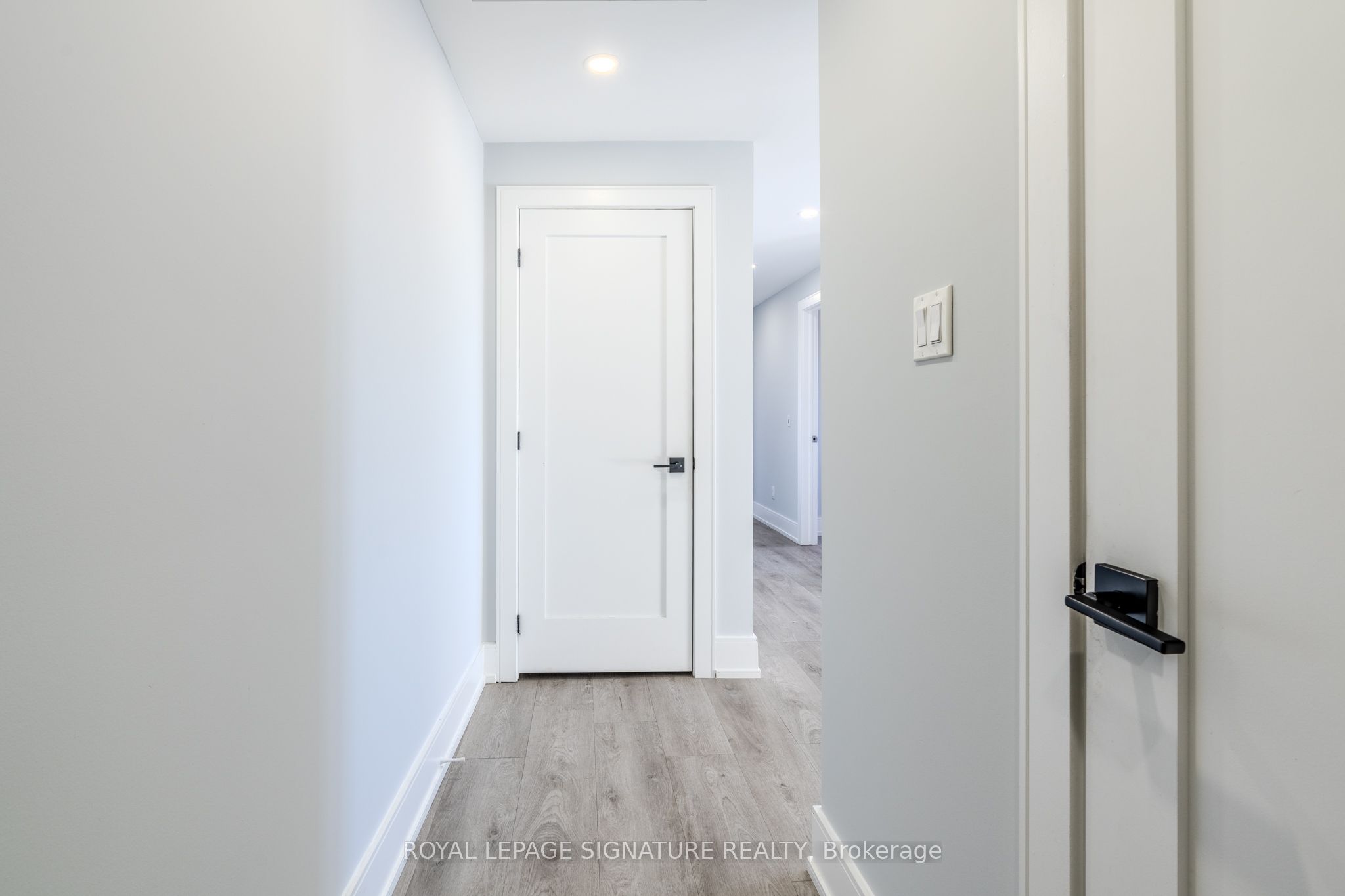 66 John Street W 202 Property Photo 15