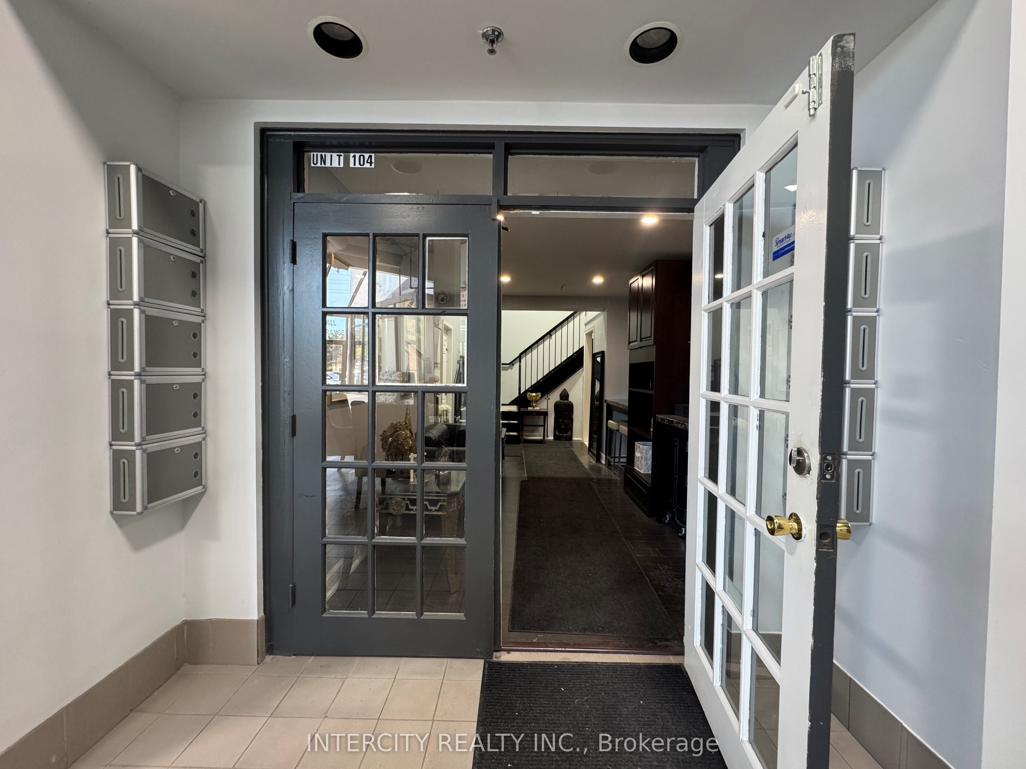 2100 Steeles Ave W Property Photo 1