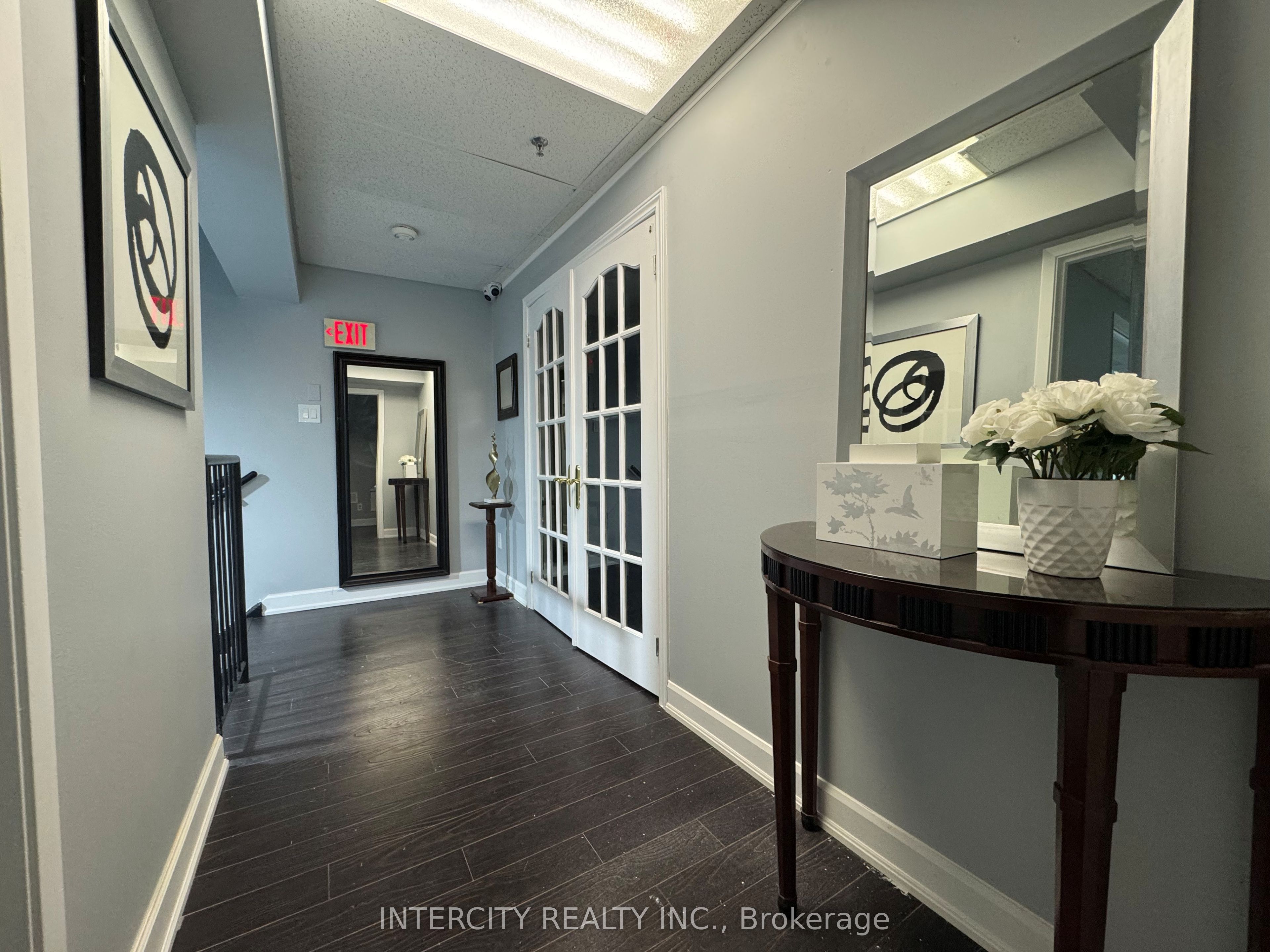 2100 Steeles Avenue W 104 Property Photo 14