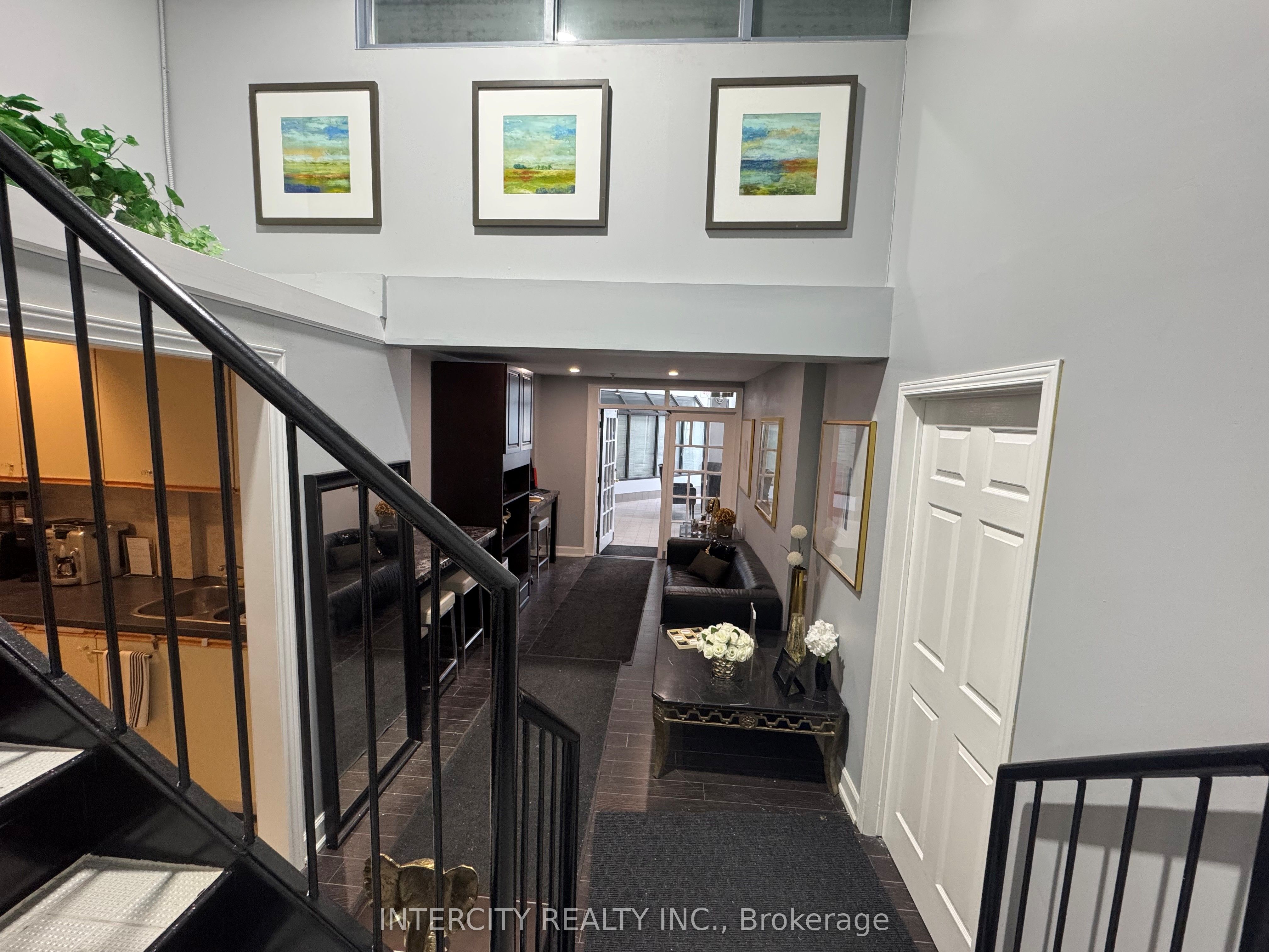 2100 Steeles Avenue W 104 Property Photo 16