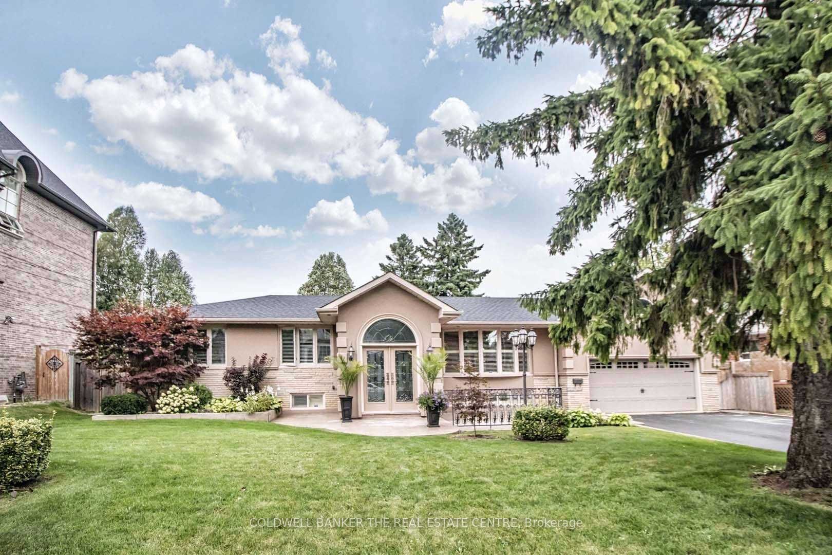 4 Orlon Cres Property Photo 1