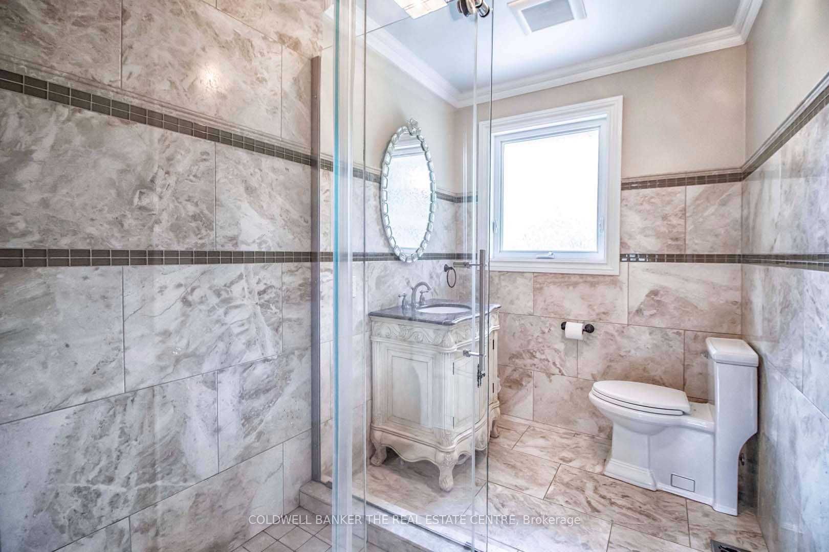 4 Orlon Crescent Property Photo 12