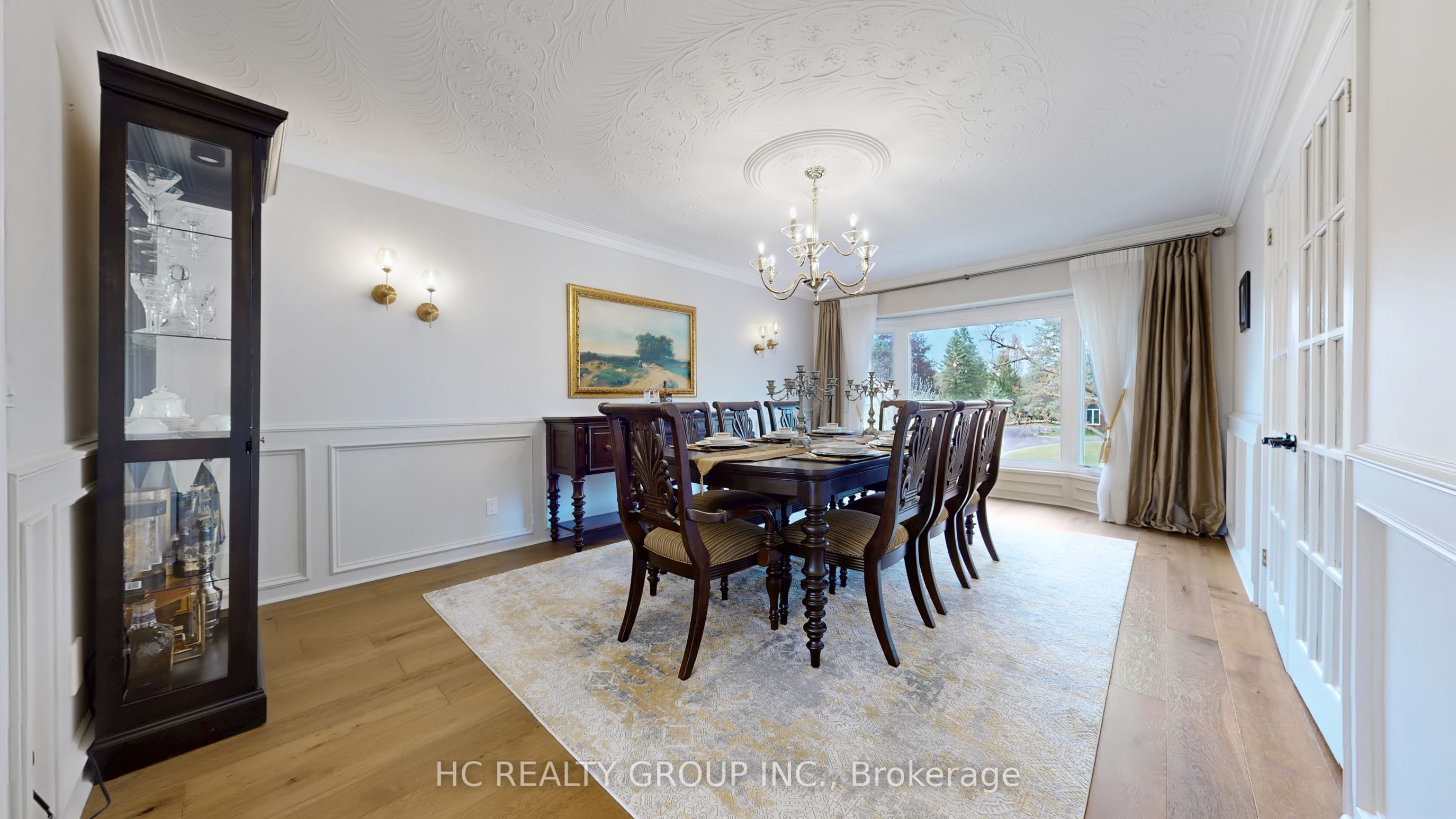 2 Glenridge Drive Property Photo 8