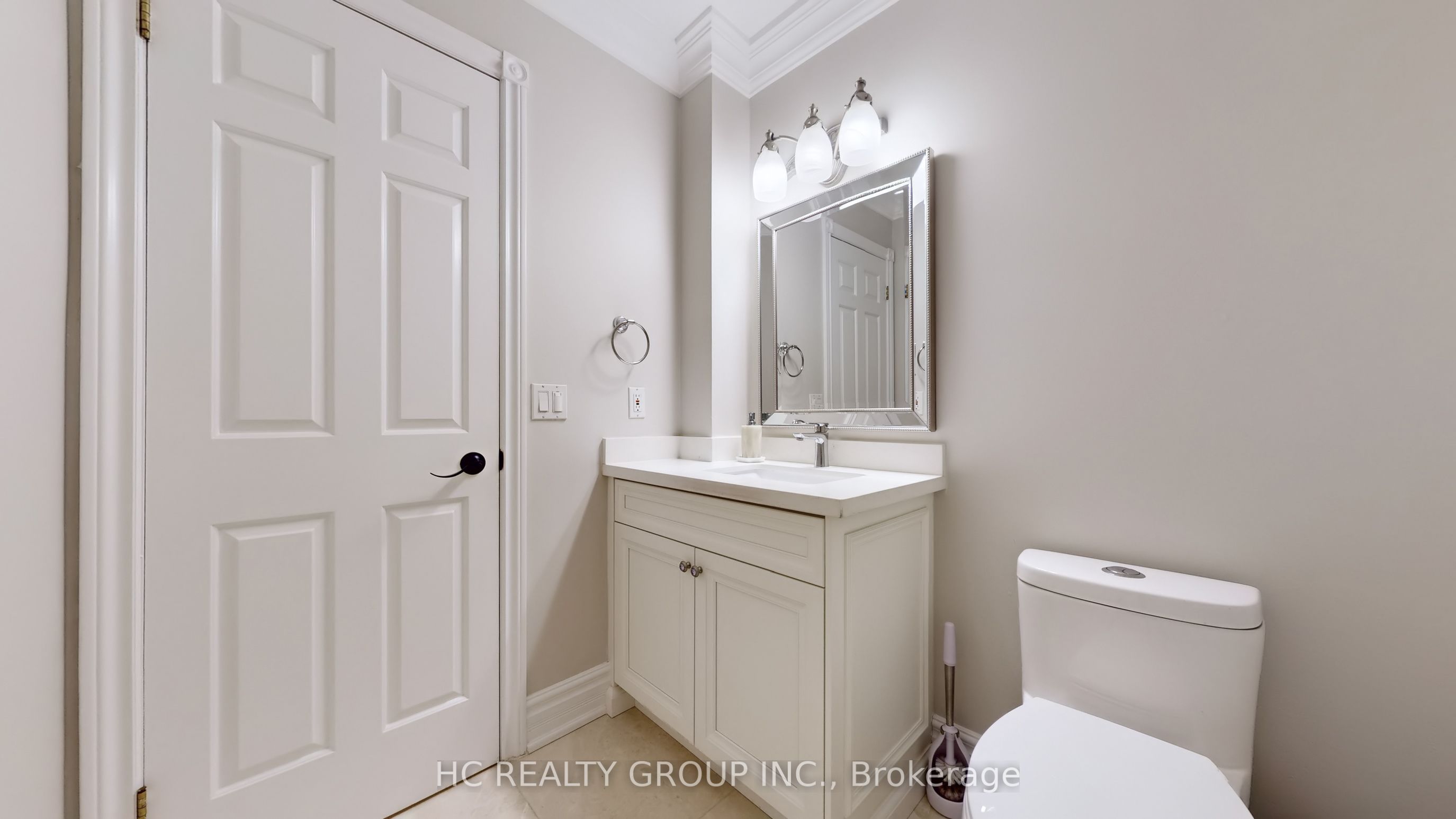 2 Glenridge Drive Property Photo 20