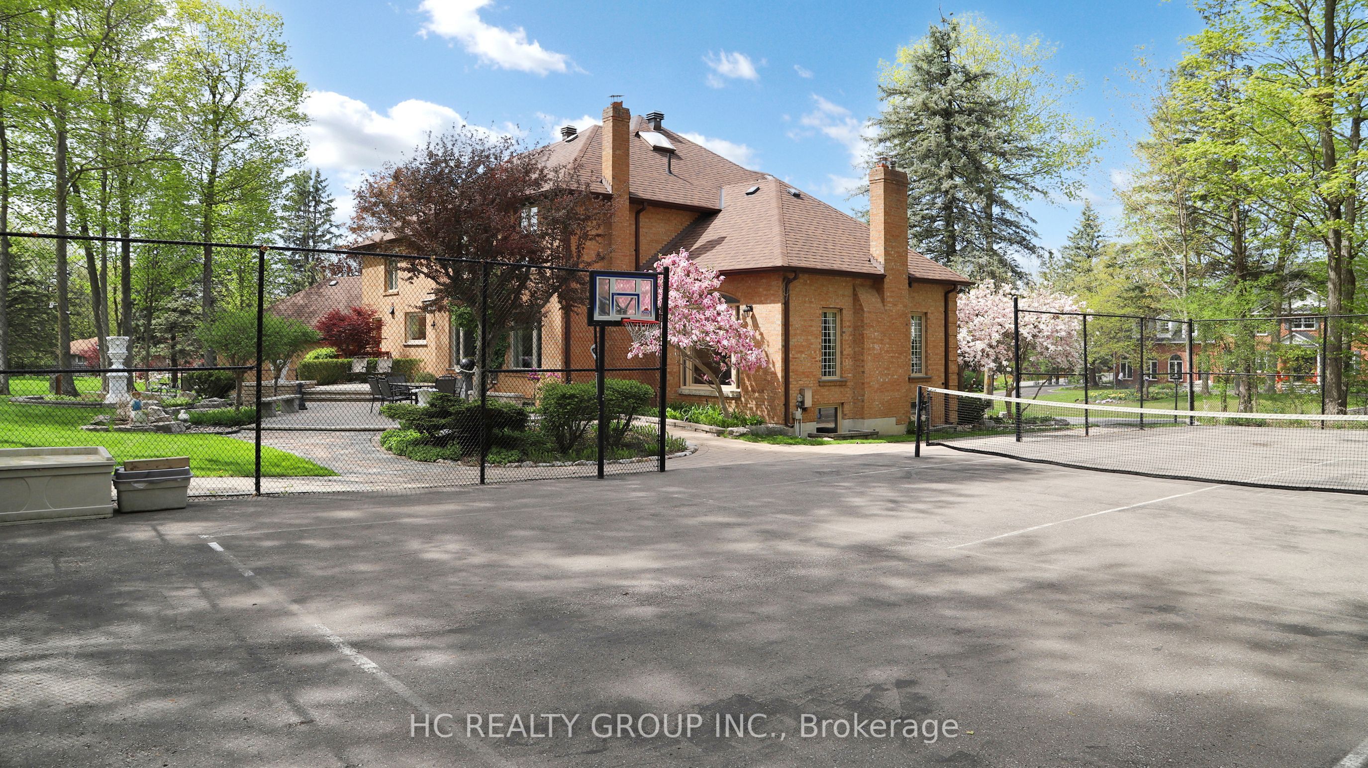 2 Glenridge Drive Property Photo 45