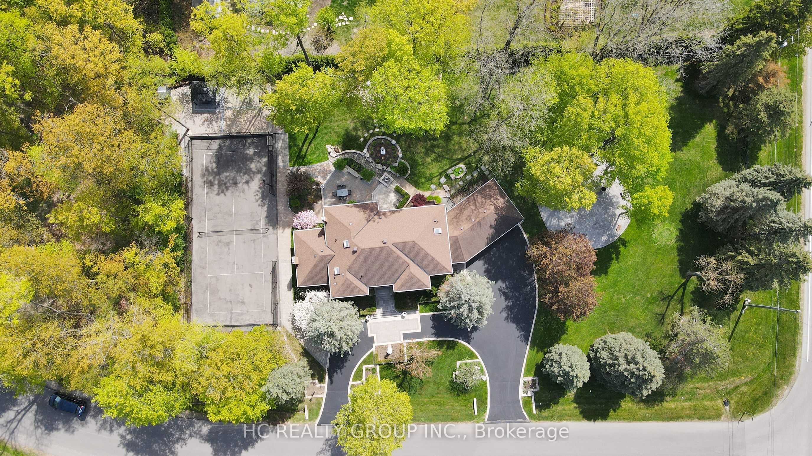 2 Glenridge Drive Property Photo 49