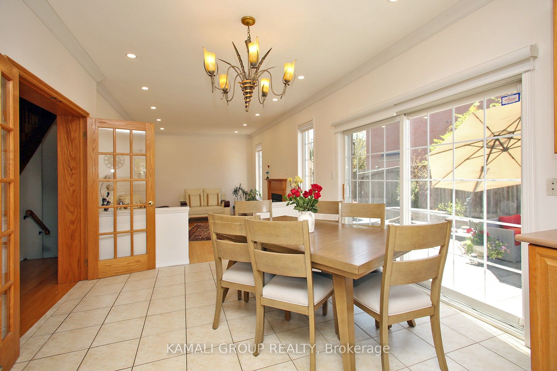 6 Glenis Gate Property Photo 7