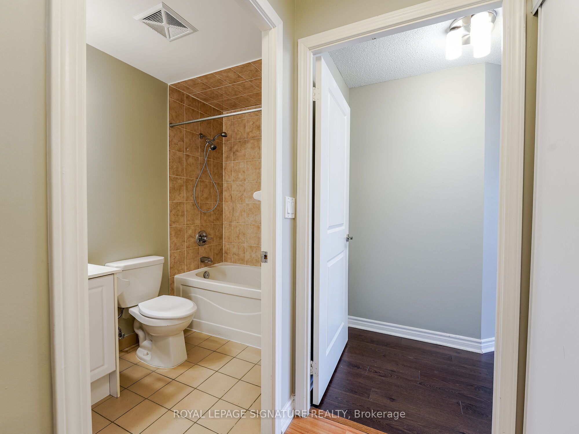 #201 - 18 Harding Boulevard Property Photo 27