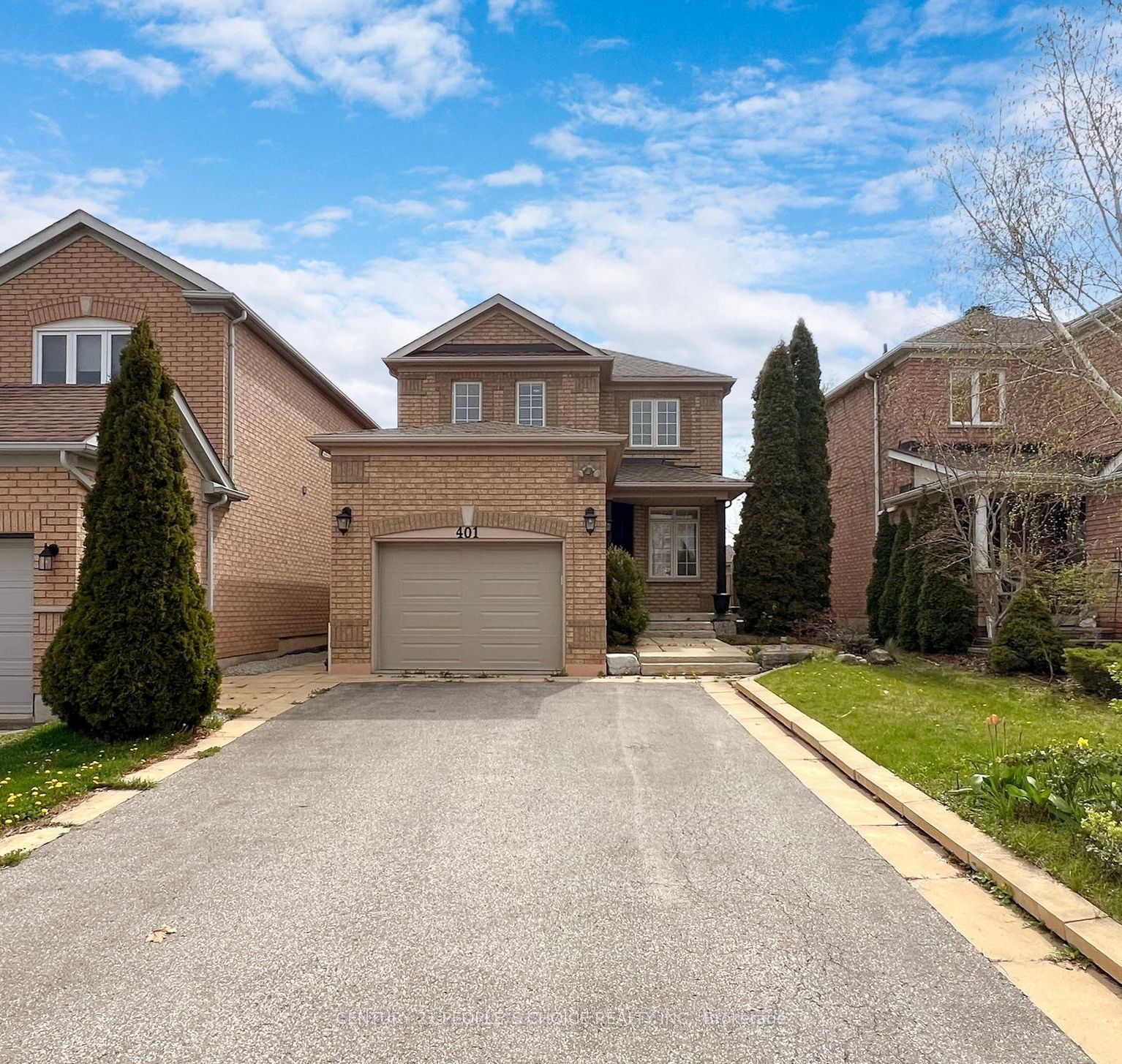 401 Cranston Park Avenue Property Photo 1