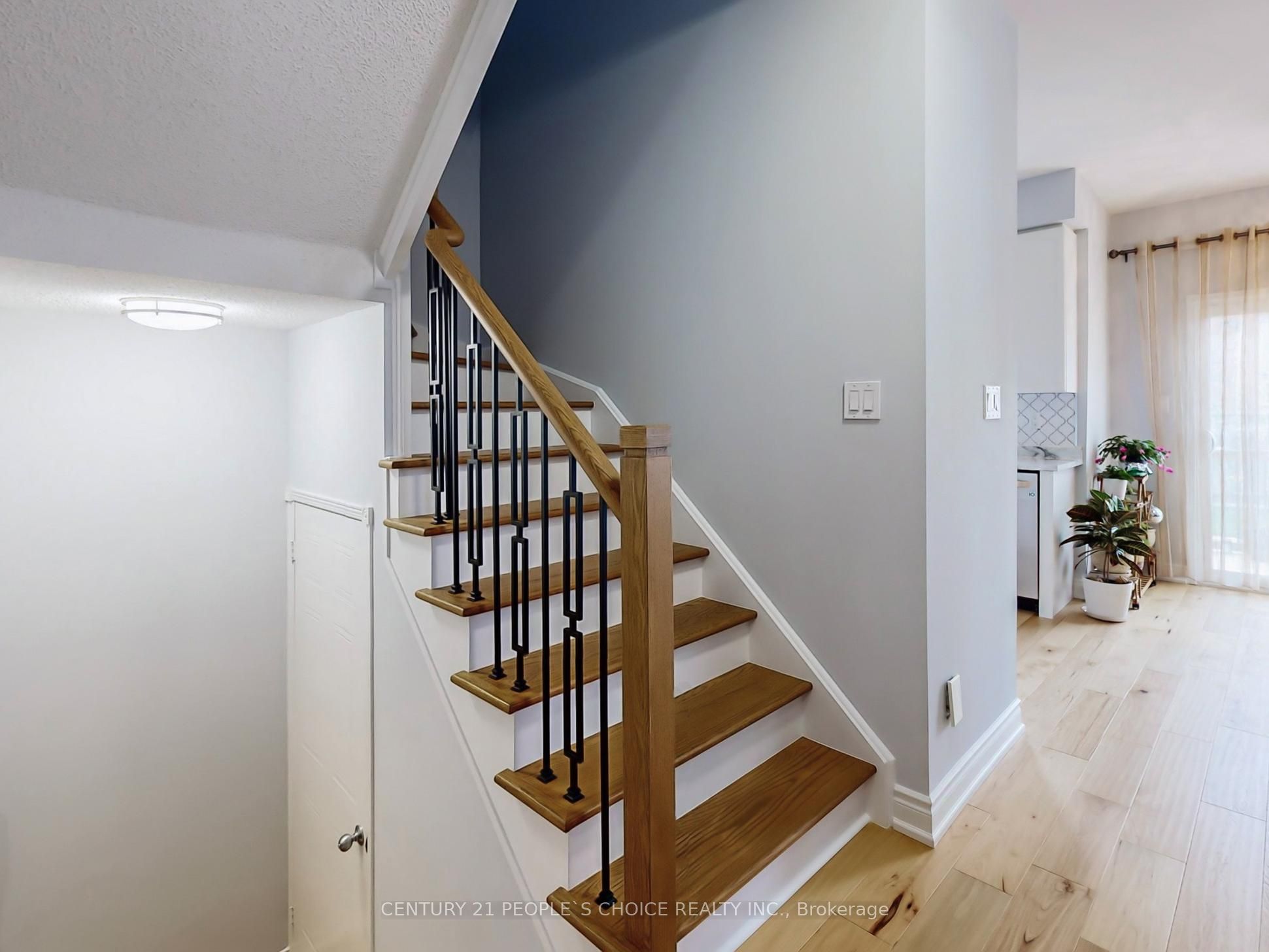 401 Cranston Park Avenue Property Photo 21