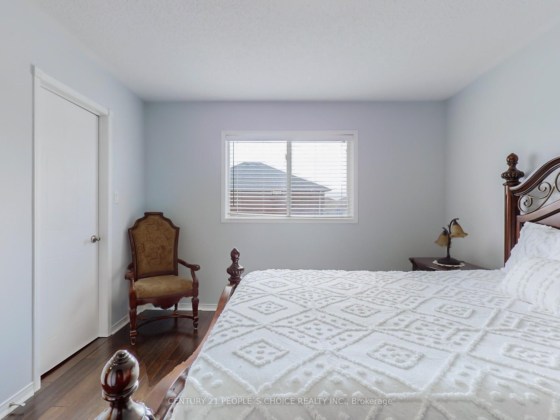 401 Cranston Park Avenue Property Photo 24