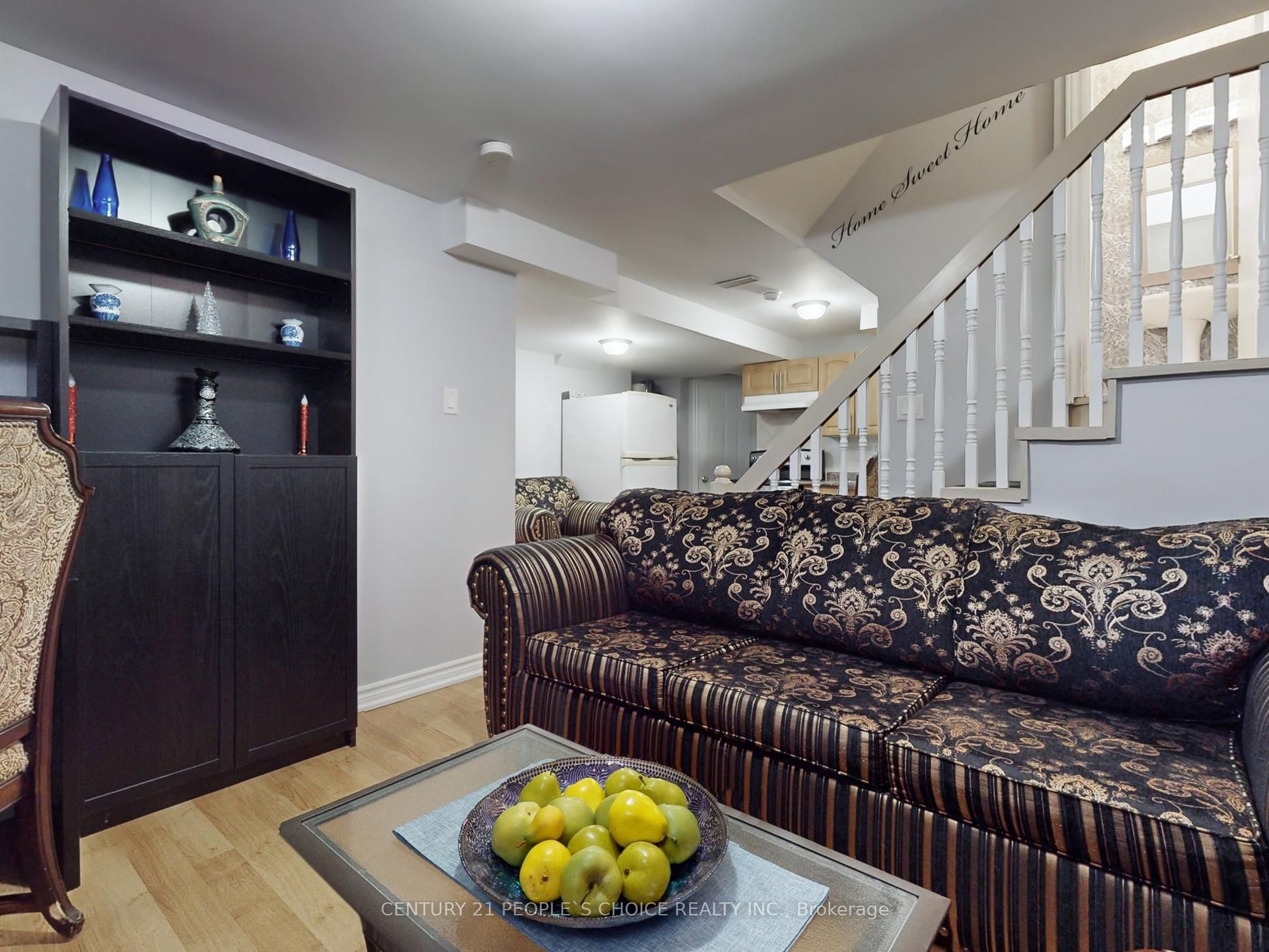 401 Cranston Park Avenue Property Photo 35