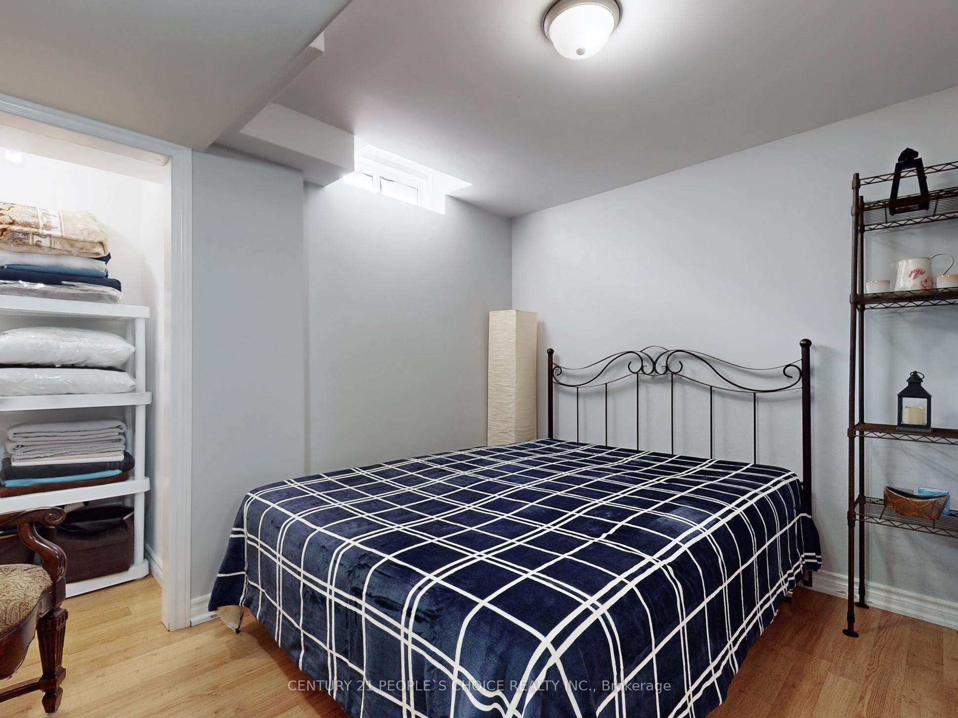 401 Cranston Park Avenue Property Photo 36