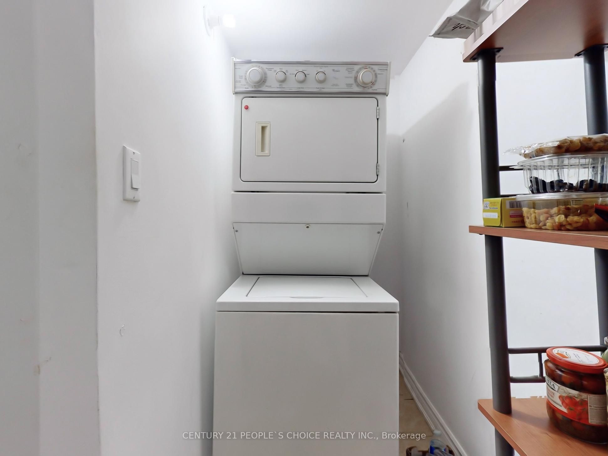 401 Cranston Park Avenue Property Photo 39