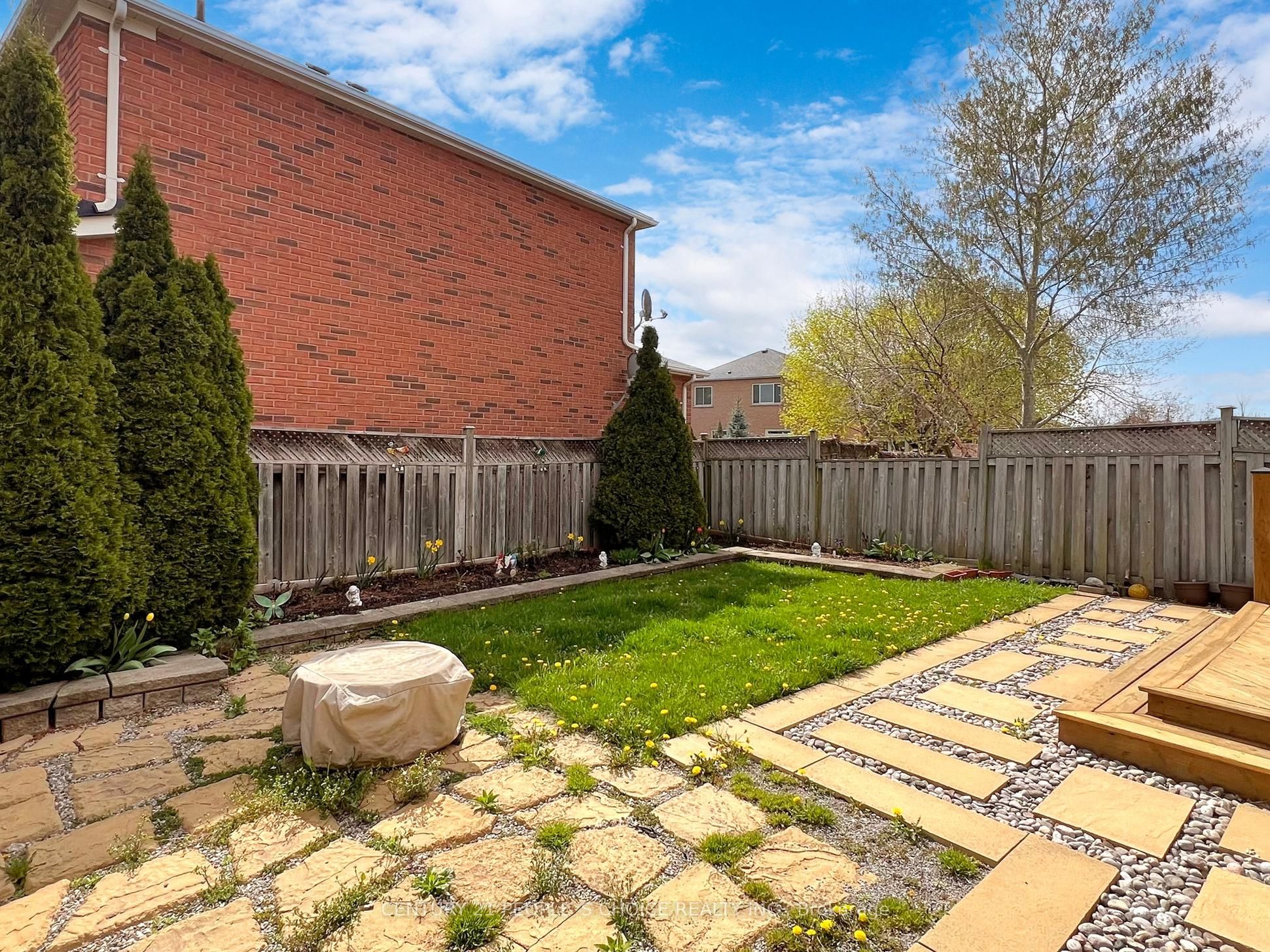 401 Cranston Park Avenue Property Photo 46