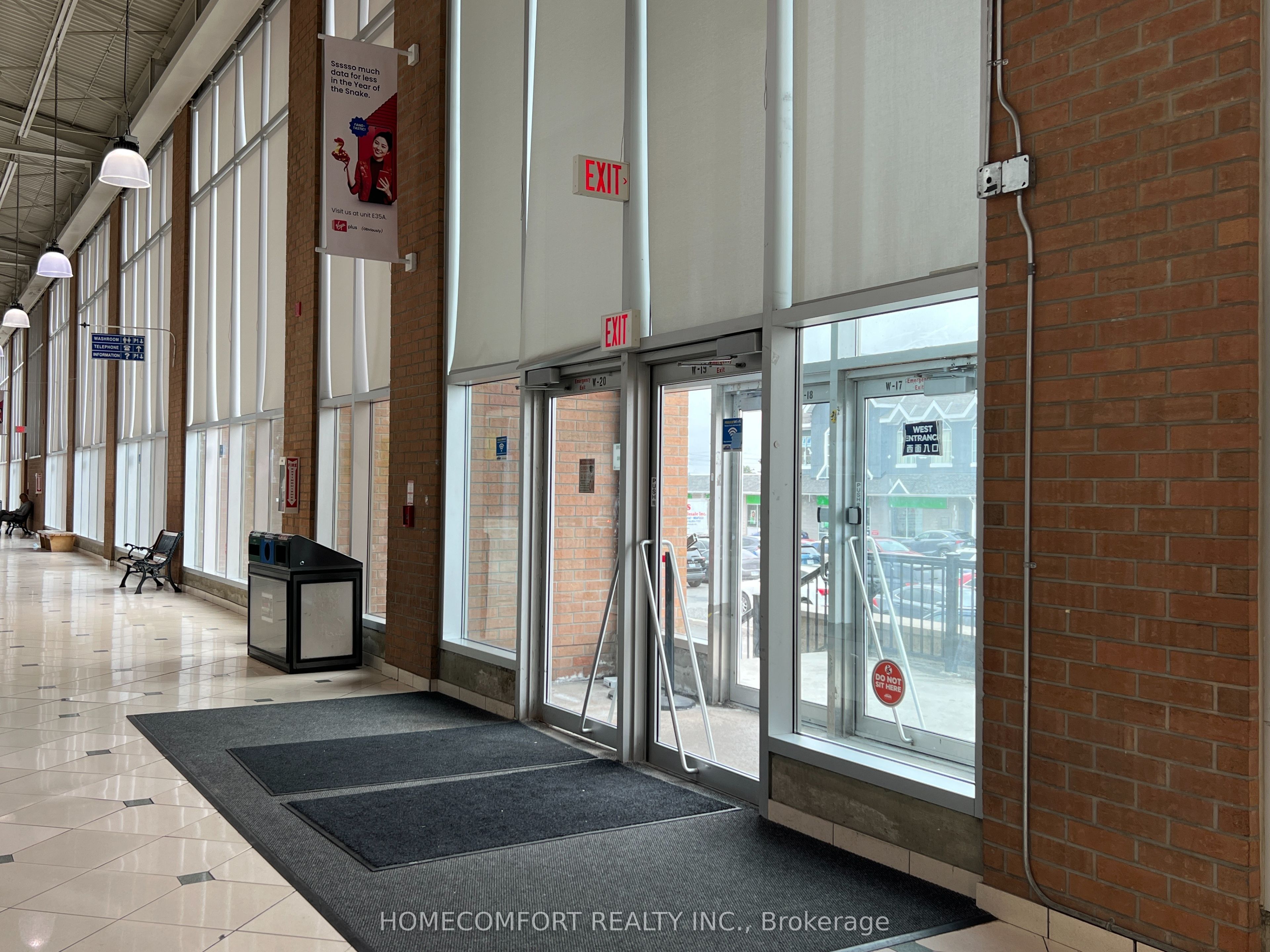 4300 Steeles Avenue E25 Property Photo 3