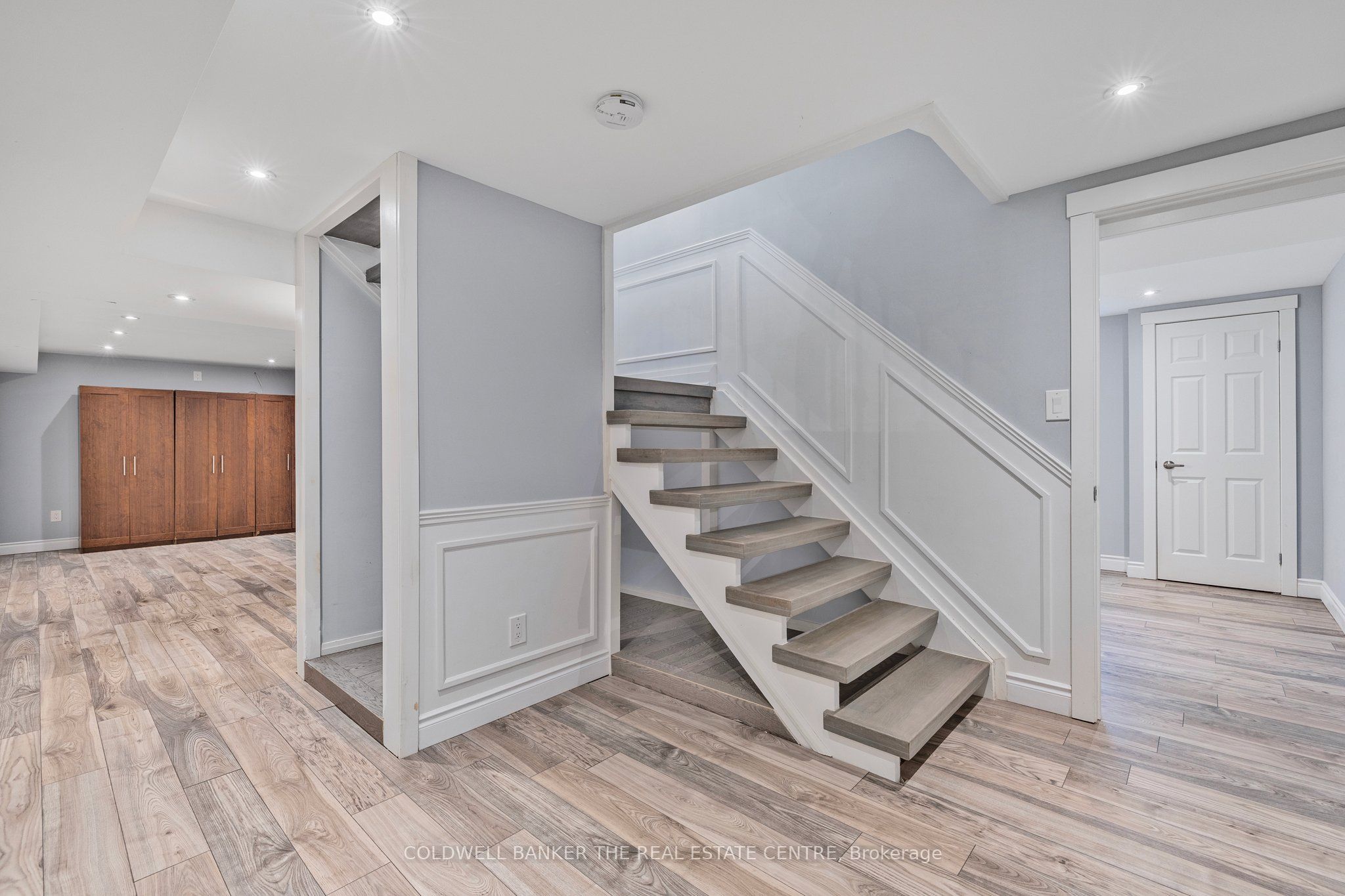 3 Donlands Avenue Property Photo 39