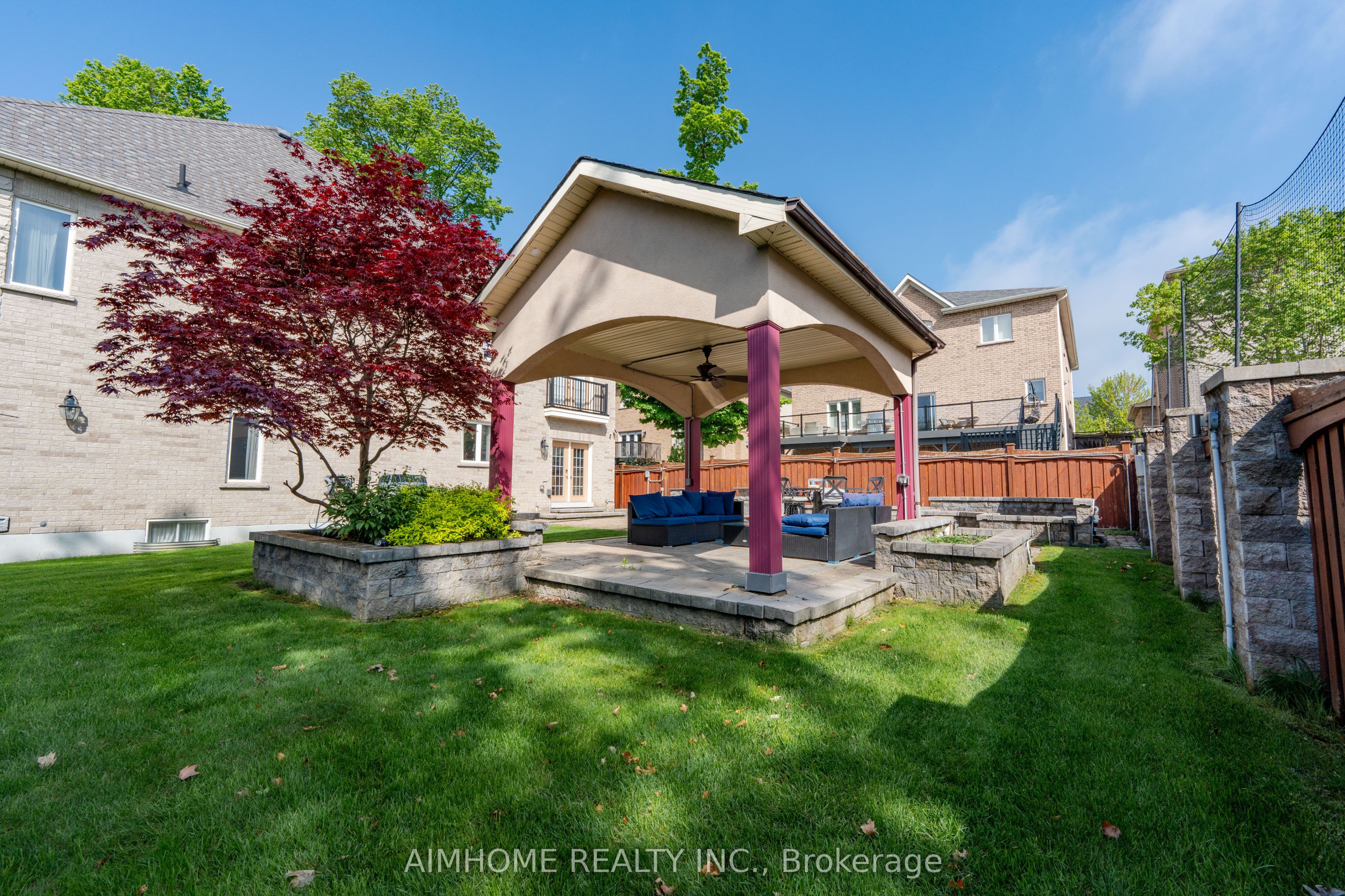 29 Warden Woods Court Property Photo 6