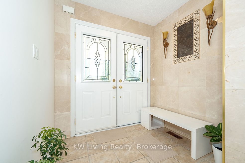 98 Matteo David Drive Property Photo 10