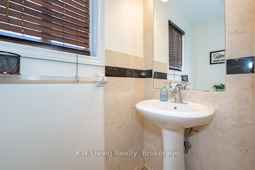 98 Matteo David Drive Property Photo 12