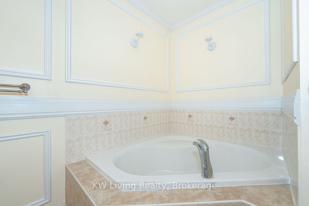 98 Matteo David Drive Property Photo 34