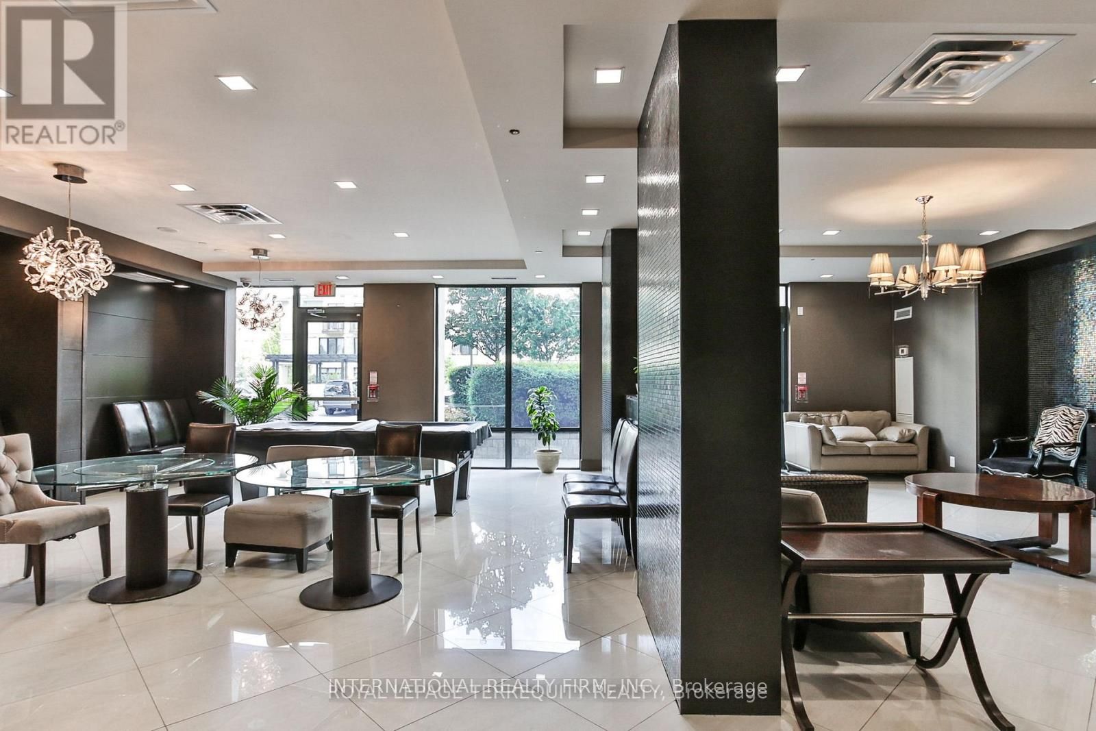 #1004 - 520 Steeles Avenue Property Photo 9