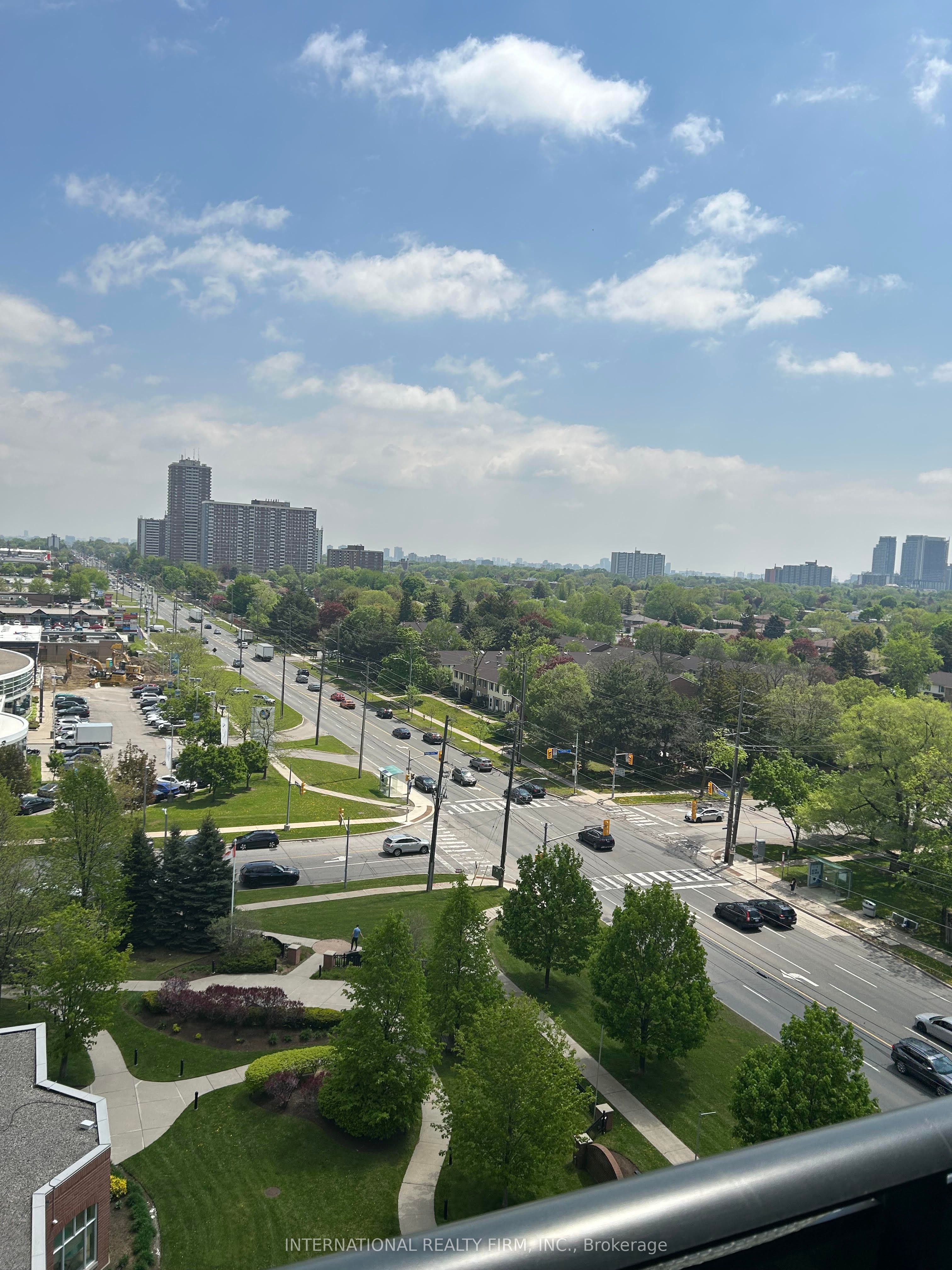 #1004 - 520 Steeles Avenue Property Photo 19