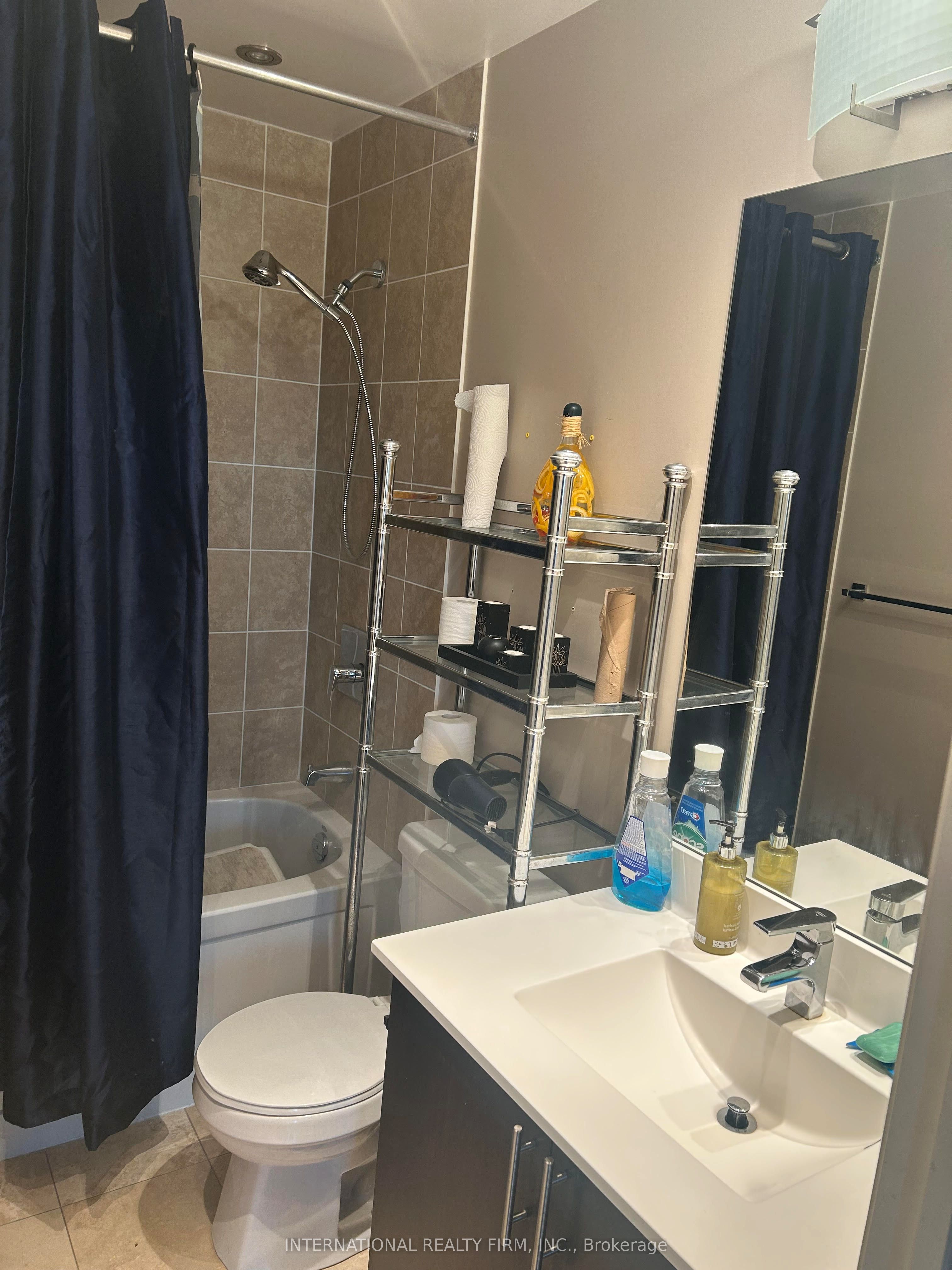 #1004 - 520 Steeles Avenue Property Photo 31