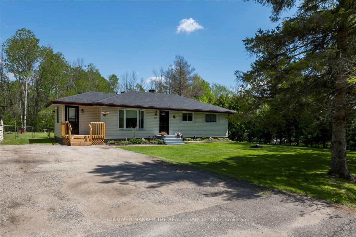 1121 Ferrier Ave Property Photo 3