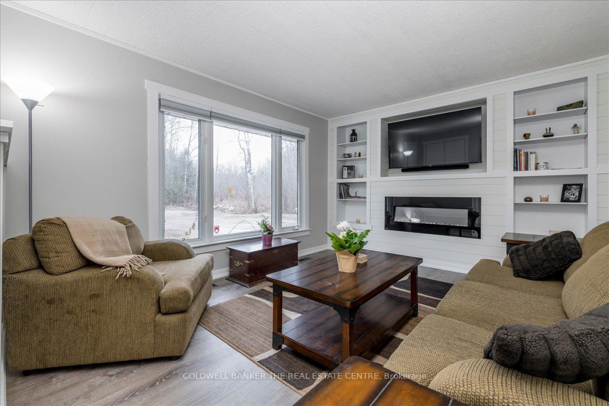 1121 Ferrier Avenue Property Photo 5