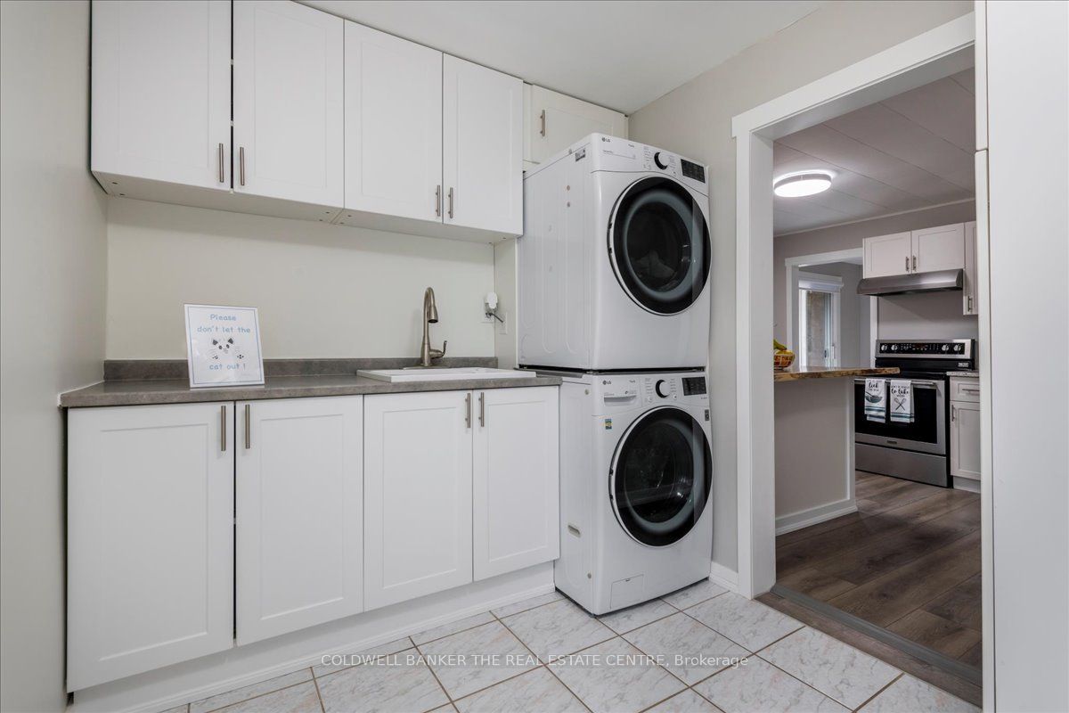 1121 Ferrier Ave Property Photo 11