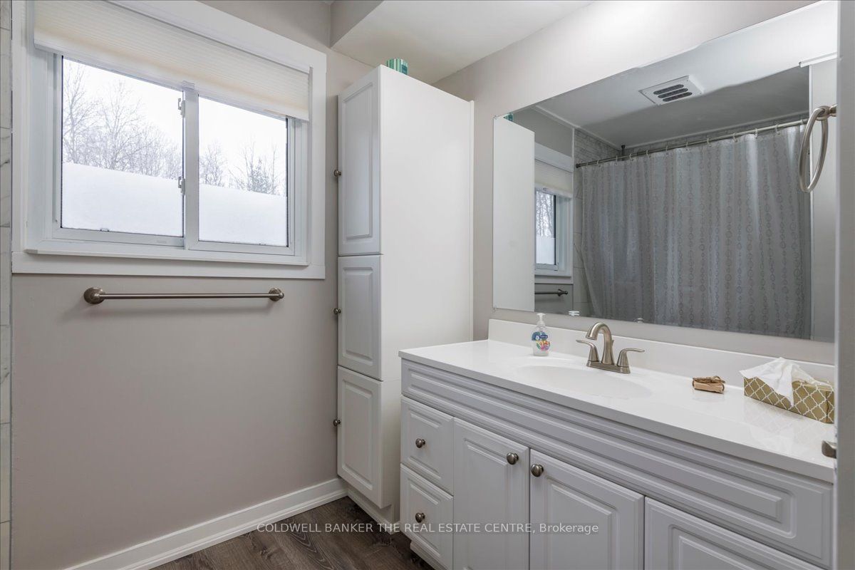 1121 Ferrier Avenue Property Photo 14