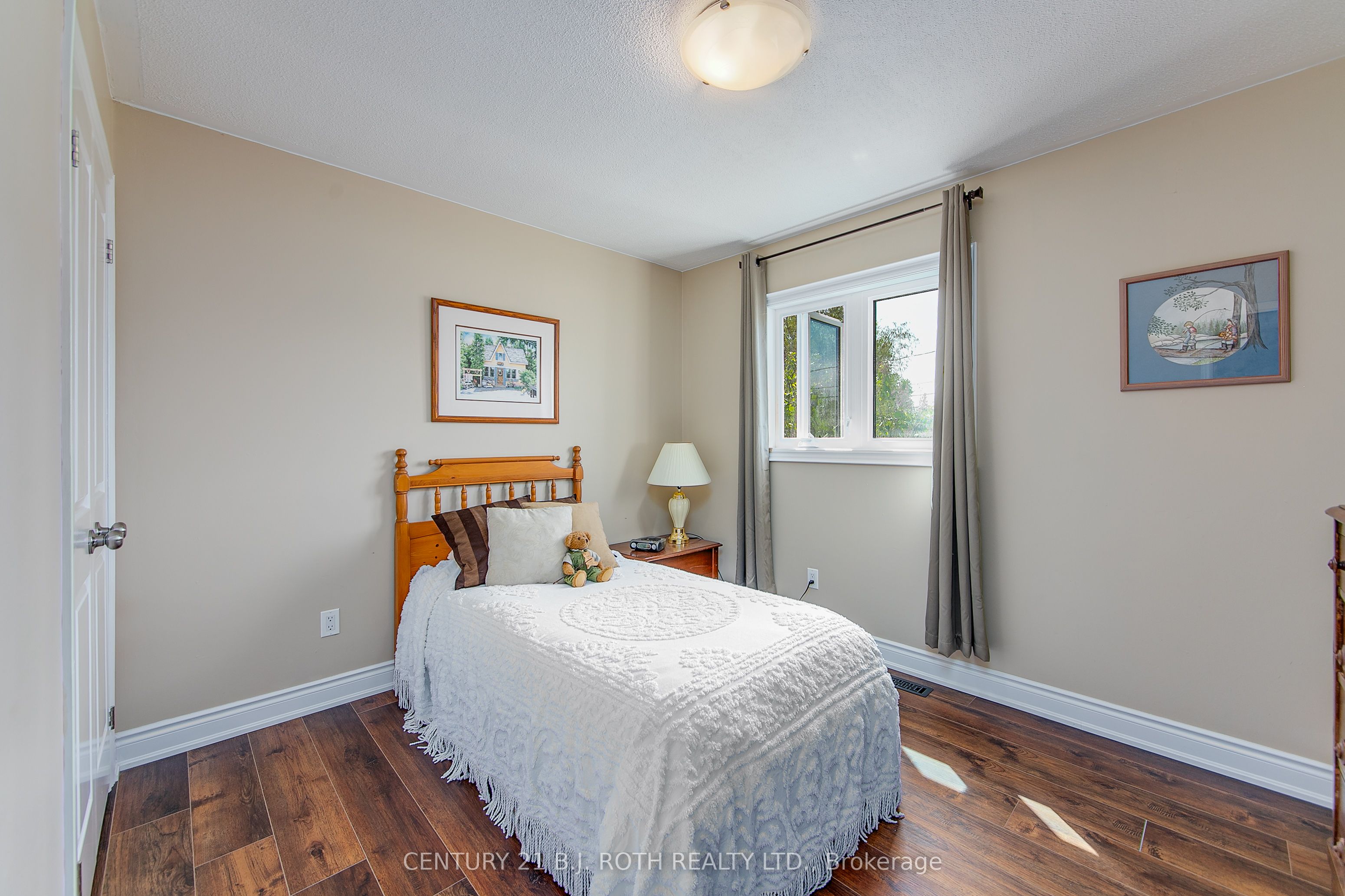 239 Centre Street Property Photo 14