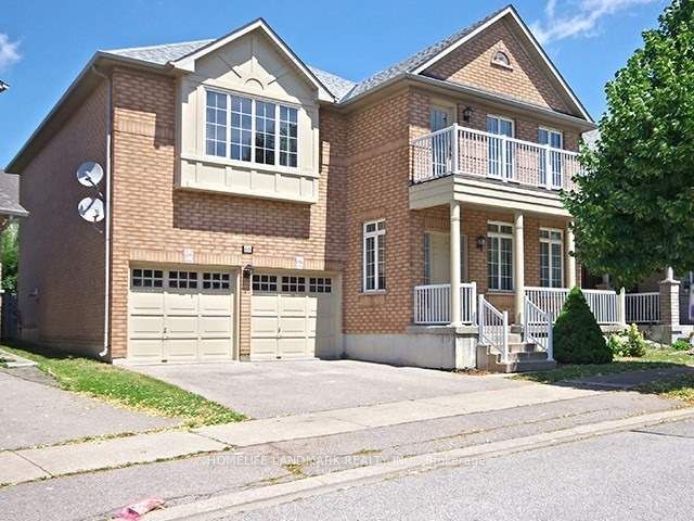 66 Foxfield Cres Property Photo