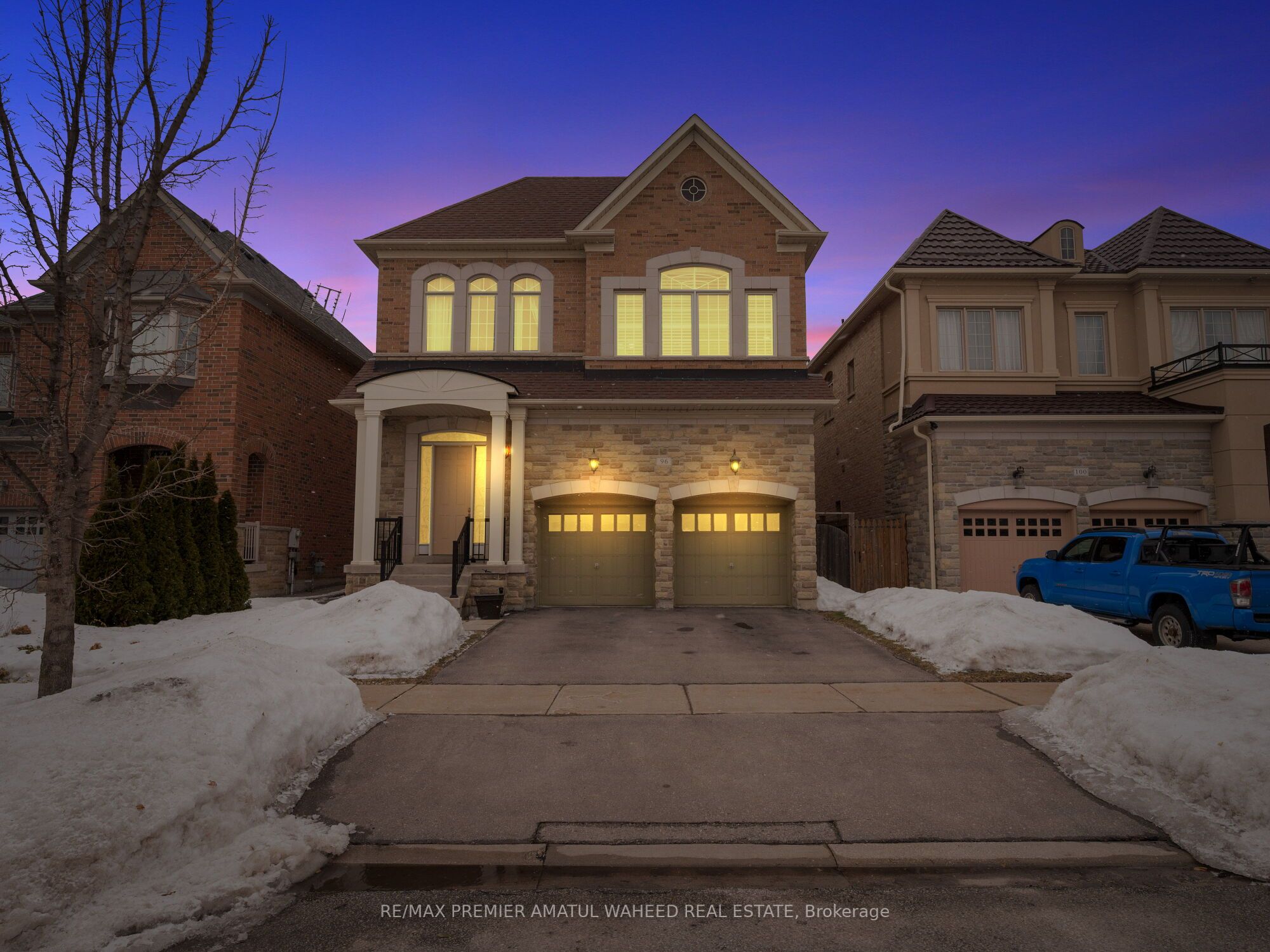 96 Wardlaw Pl Property Photo