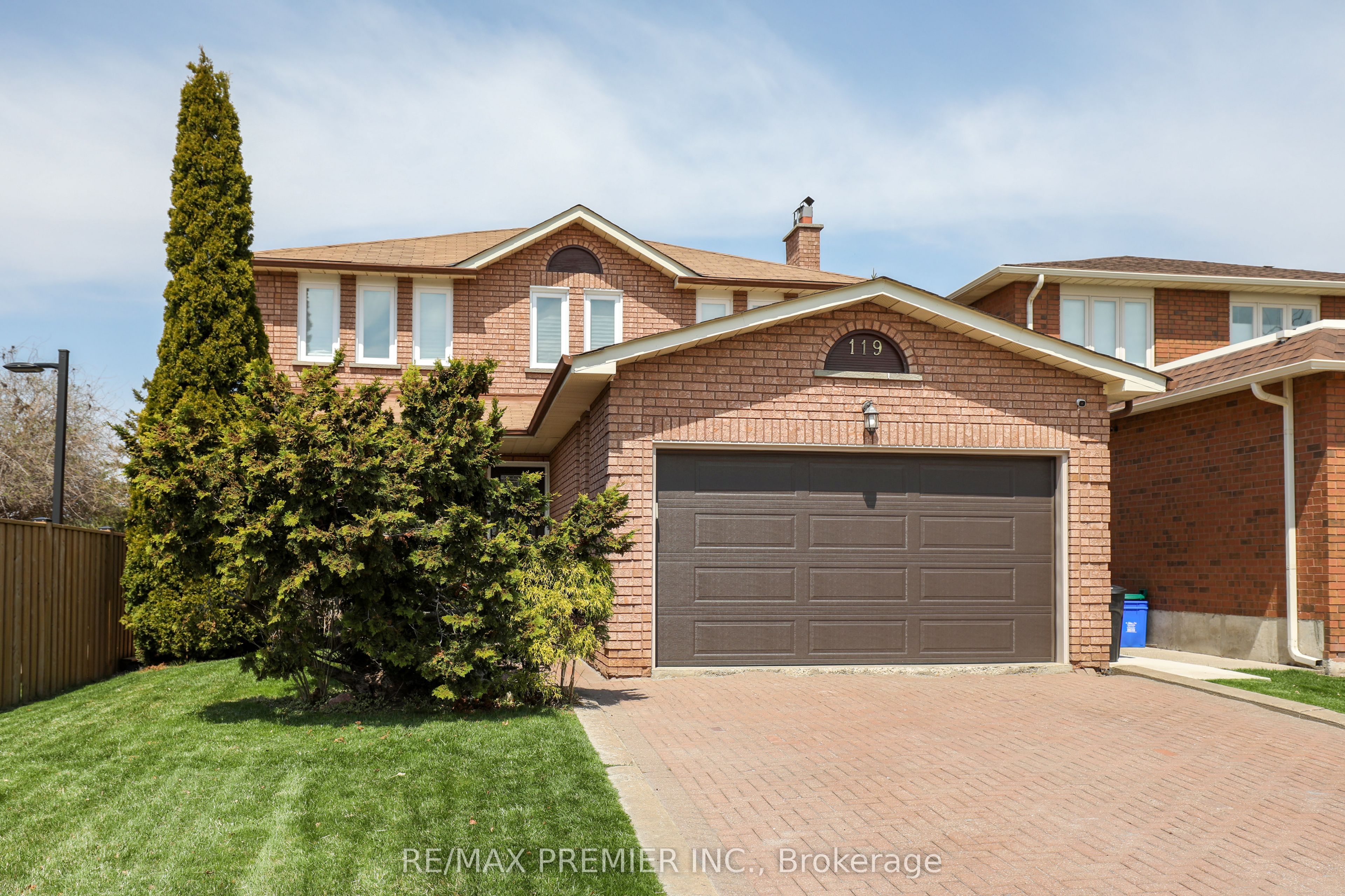 119 Nestor Cres Property Photo