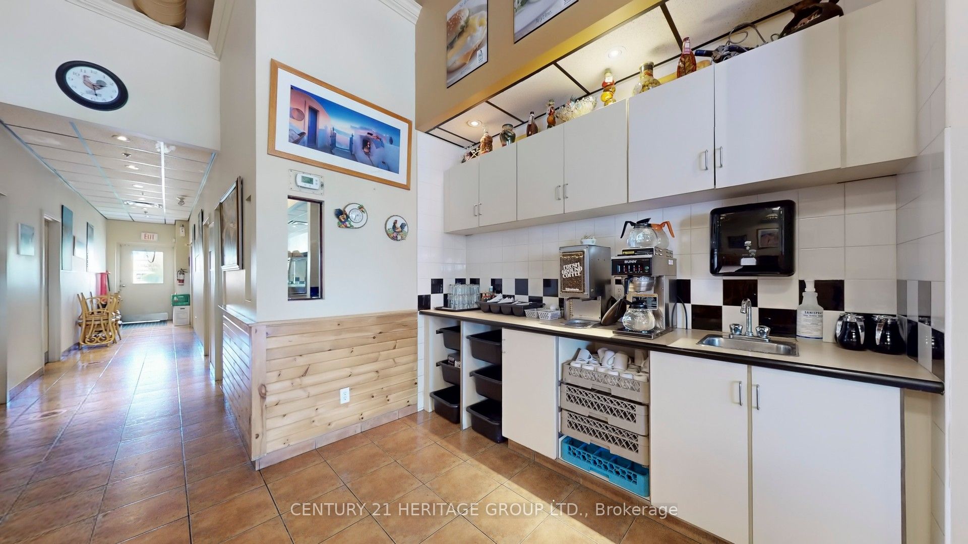 #7 - 3255 Rutherford Road Property Photo 38