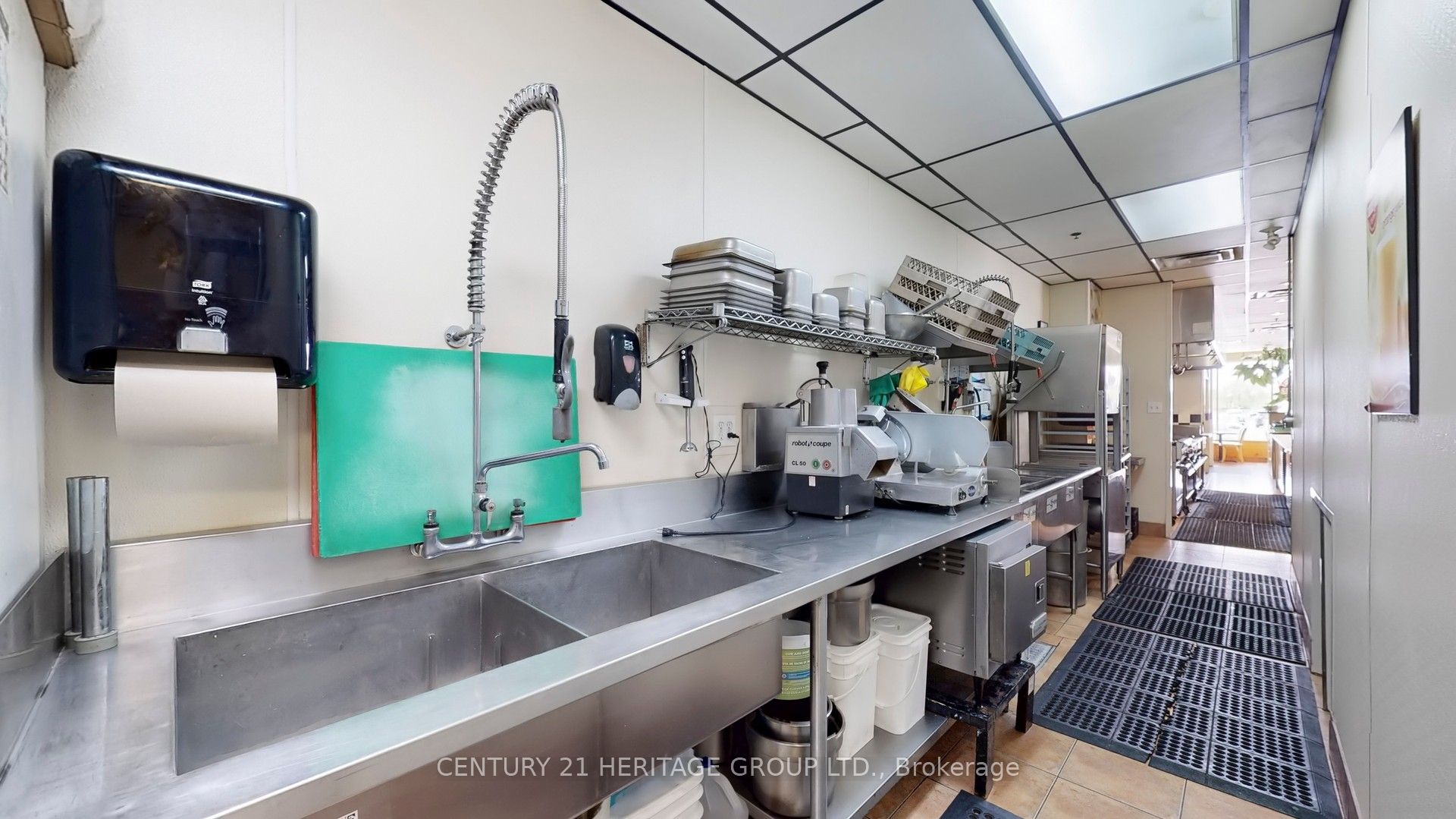 #7 - 3255 Rutherford Road Property Photo 47