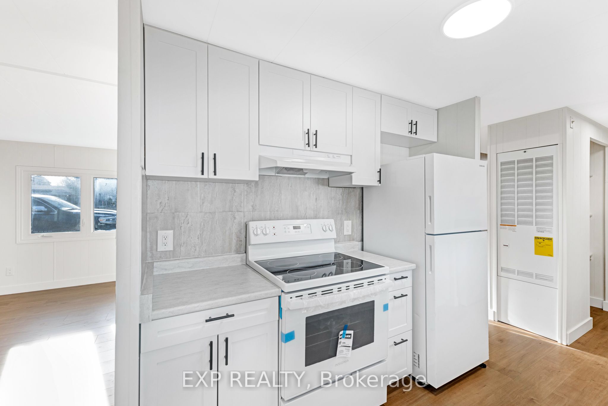 42 Flora Drive Property Photo 10