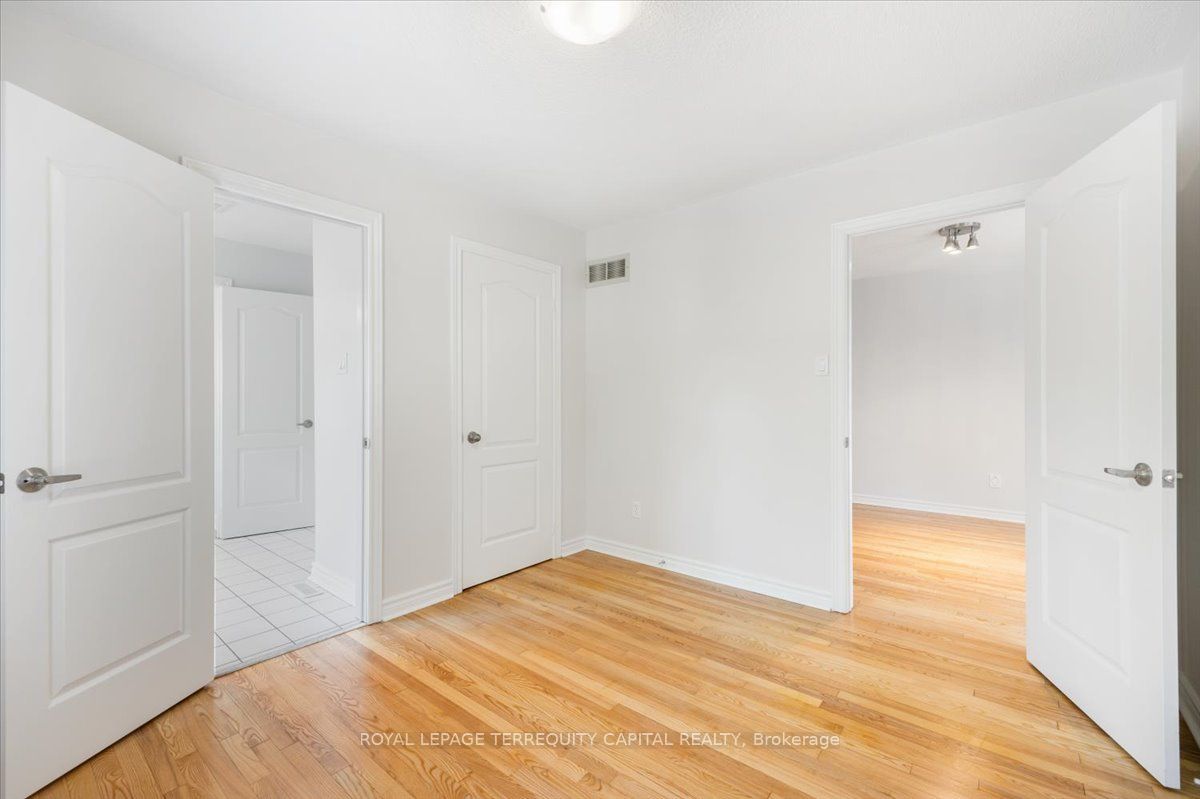 20 Brownridge Drive Property Photo 24