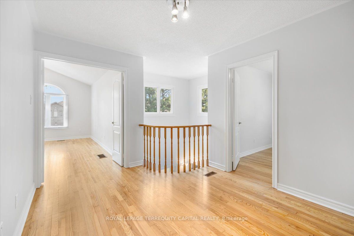 20 Brownridge Drive Property Photo 25