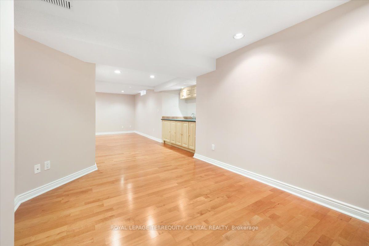 20 Brownridge Drive Property Photo 36