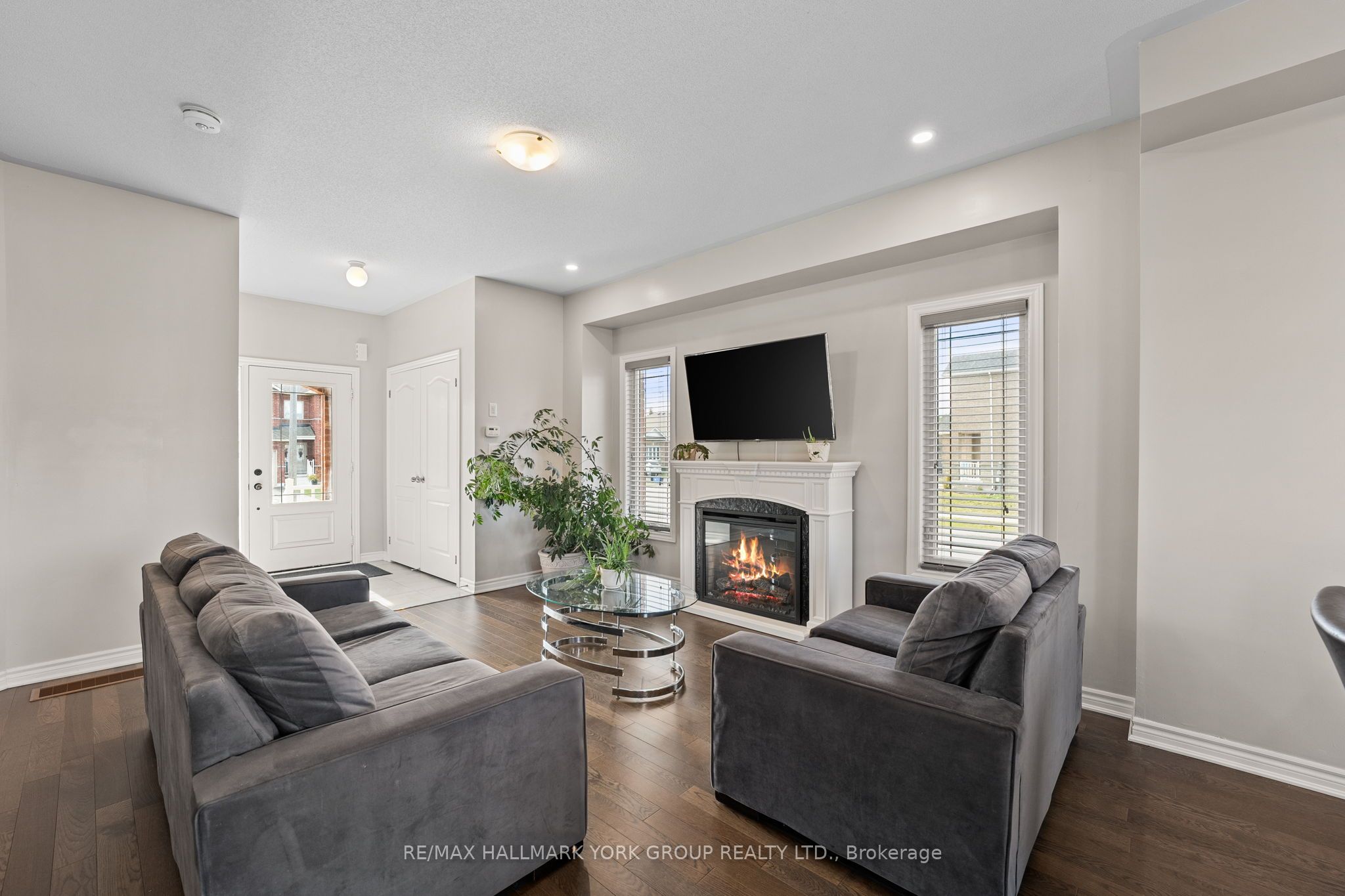 8 Pollock Avenue Property Photo 3