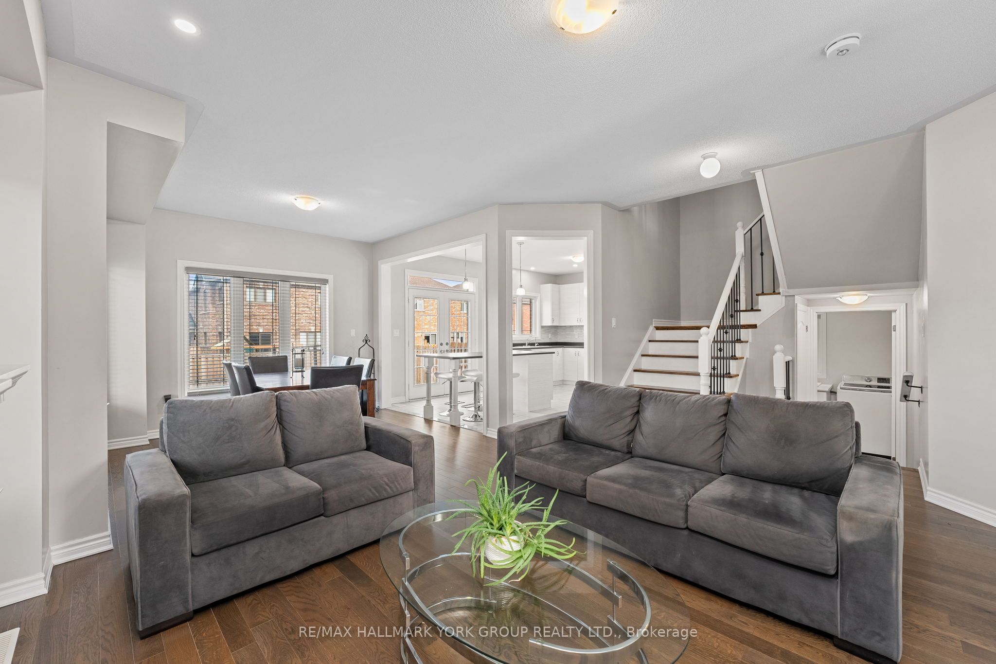 8 Pollock Avenue Property Photo 5