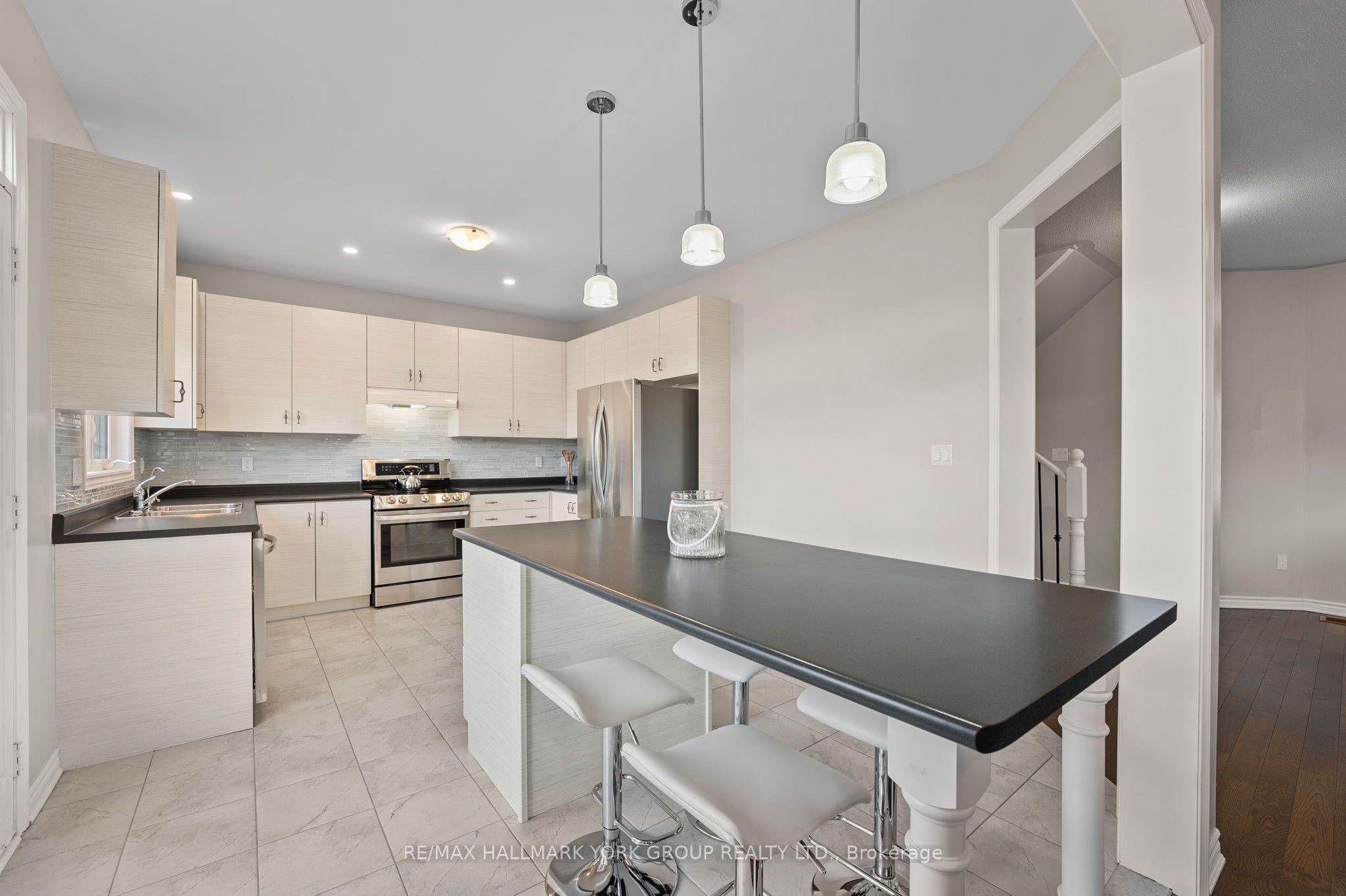 8 Pollock Avenue Property Photo 8