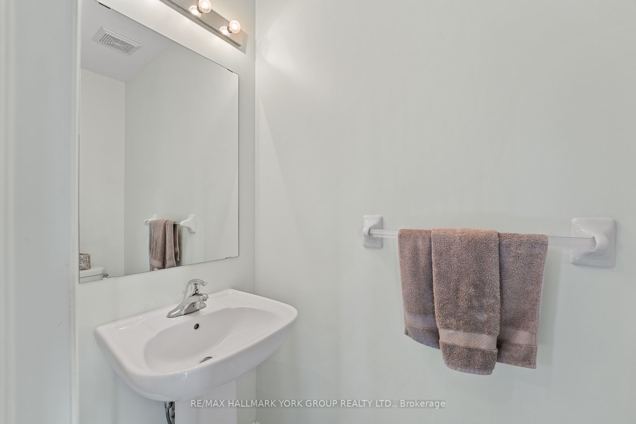 8 Pollock Avenue Property Photo 16