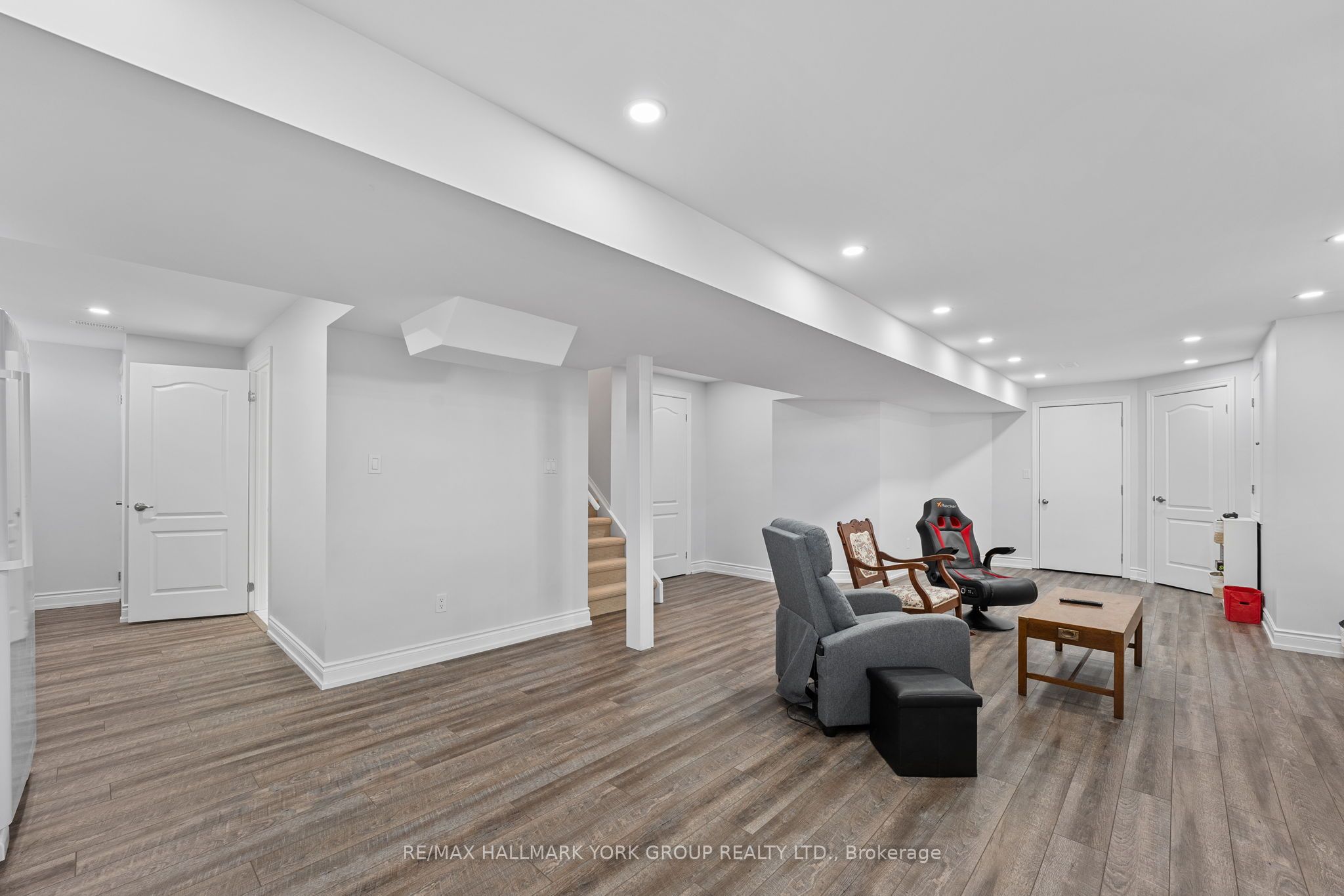 8 Pollock Avenue Property Photo 32