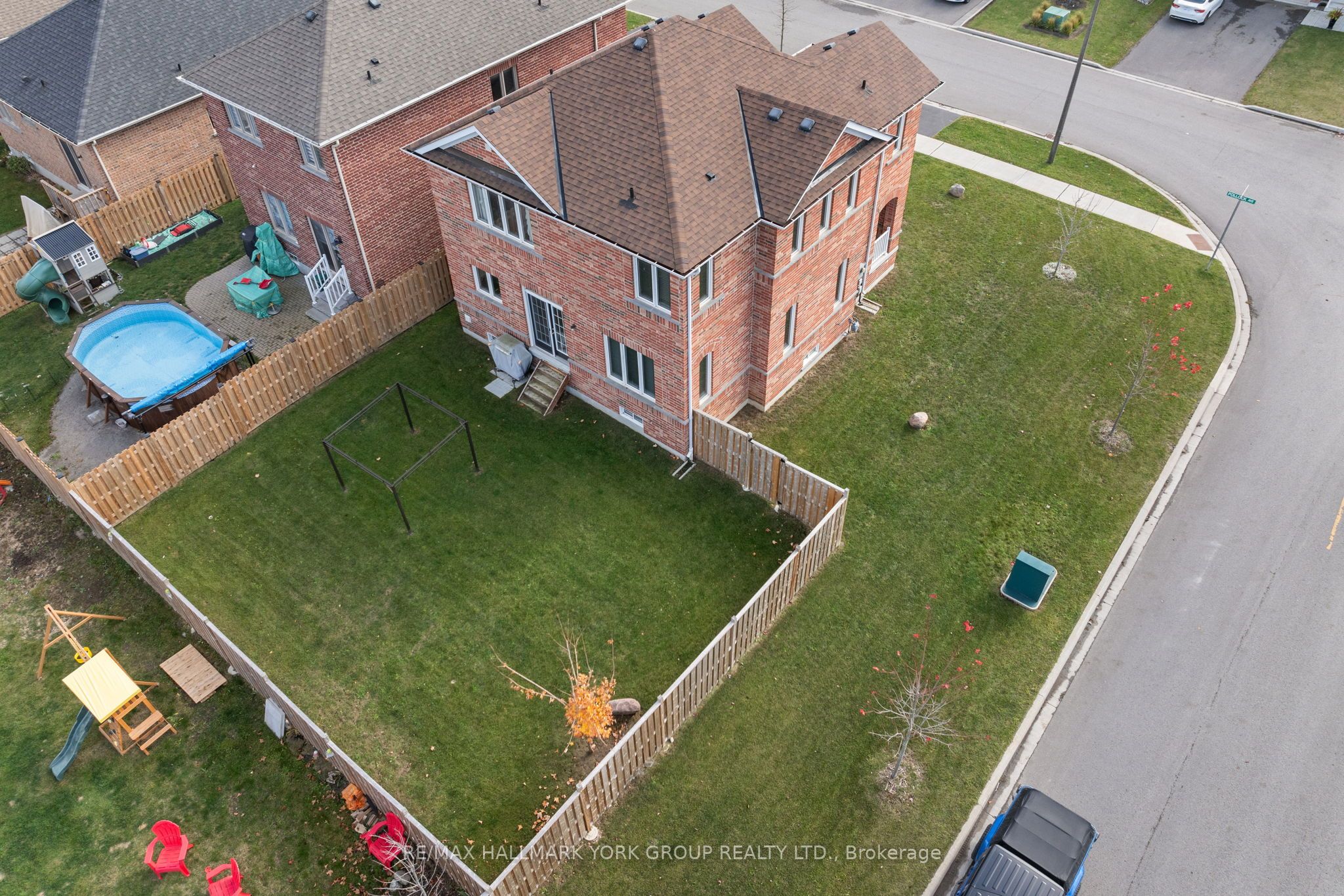 8 Pollock Avenue Property Photo 36