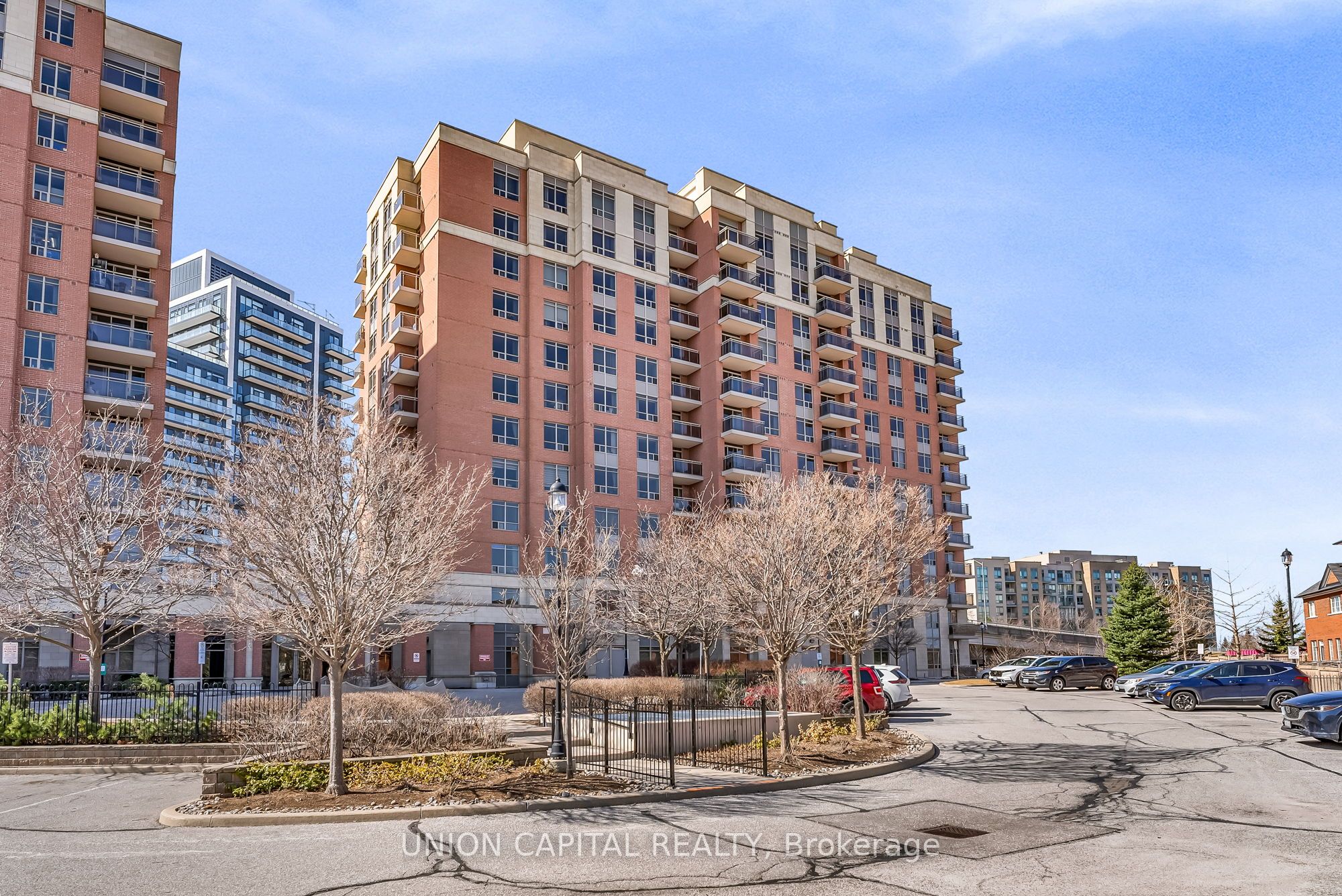 #1010 - 75 King William Crescent Property Photo 1