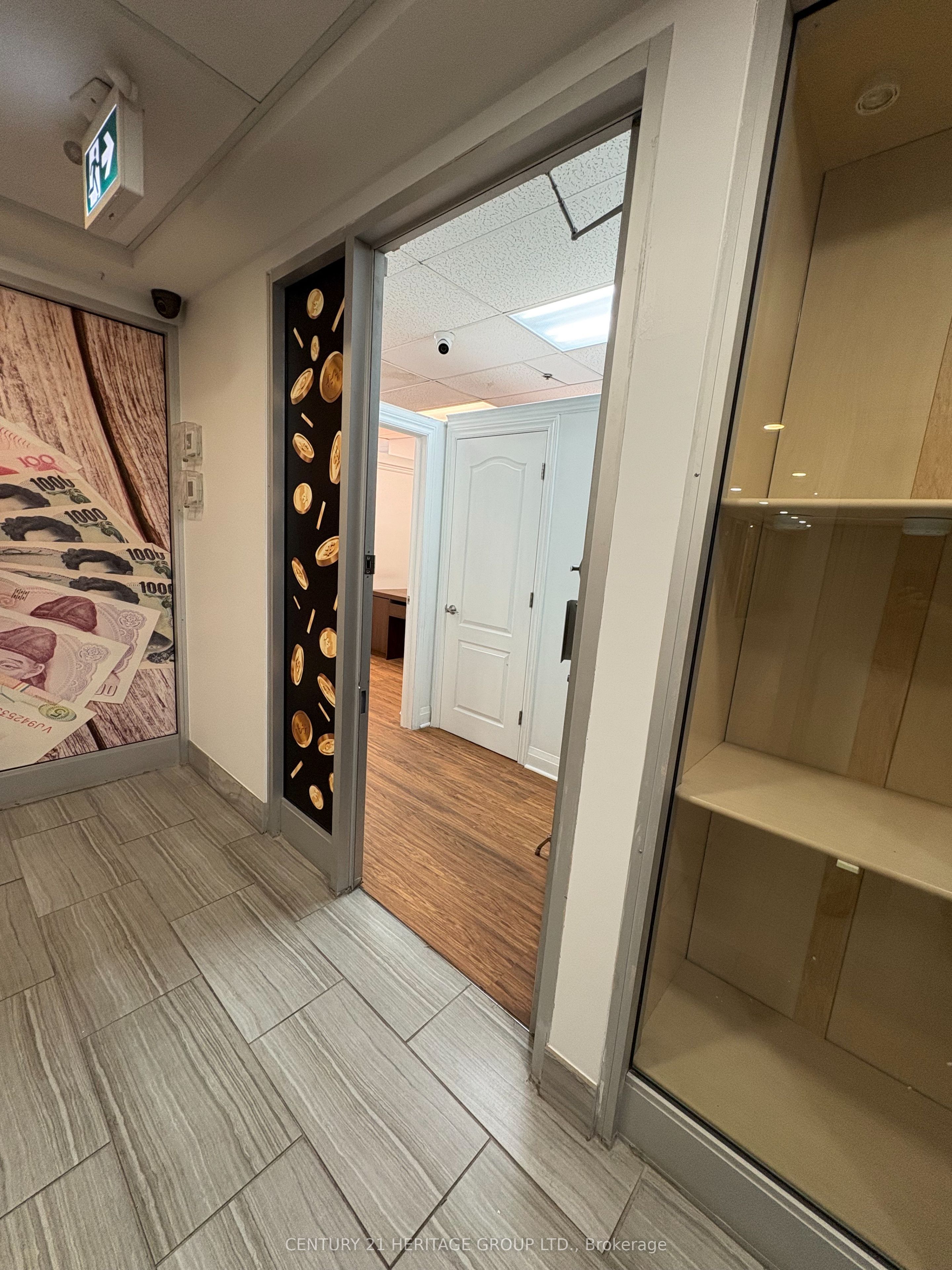 7378 Yonge Street 22b Property Photo 2